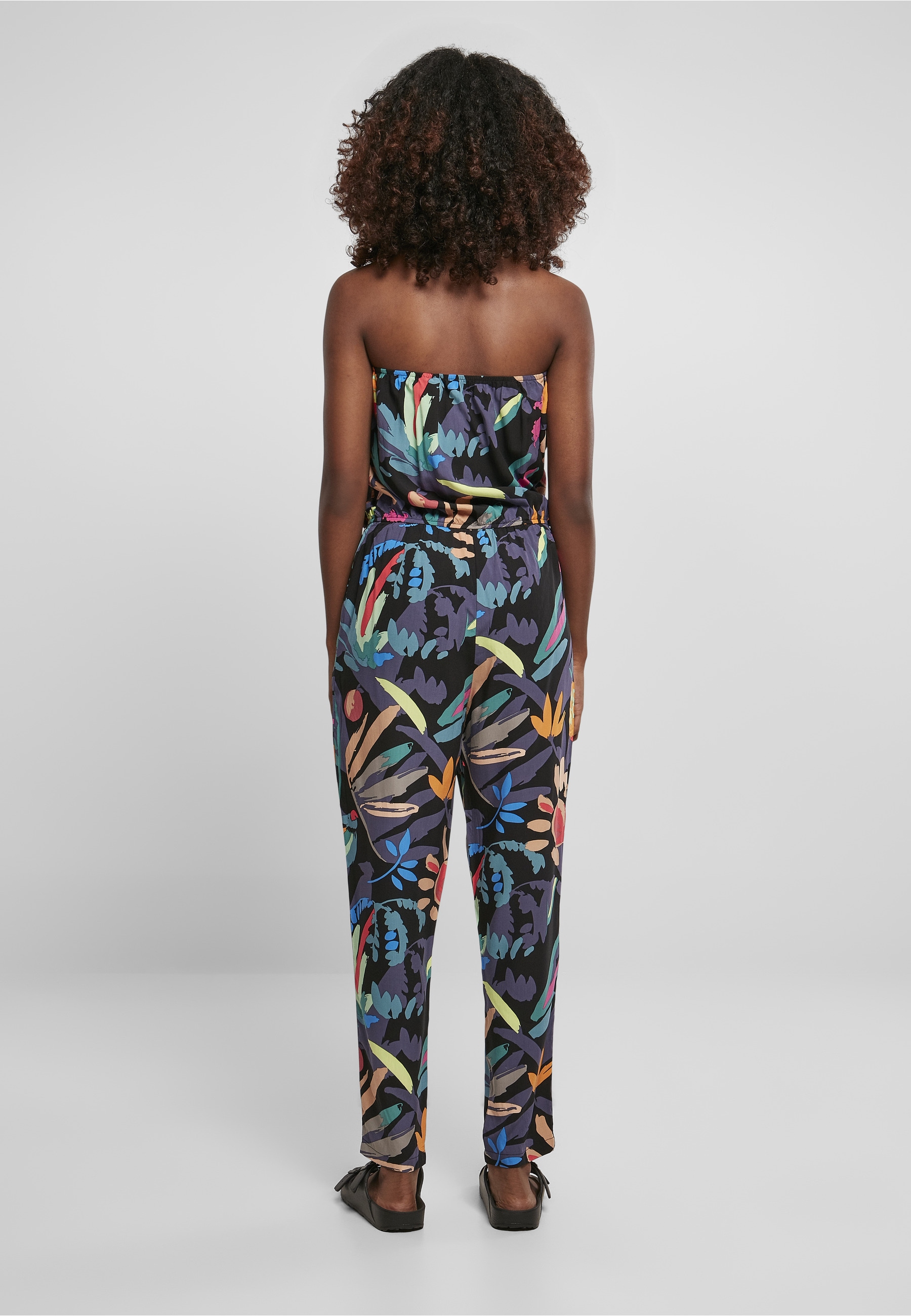 URBAN CLASSICS Jumpsuit »Urban Classics Damen Ladies Viscose Bandeau Jumpsuit« 1 Stk.