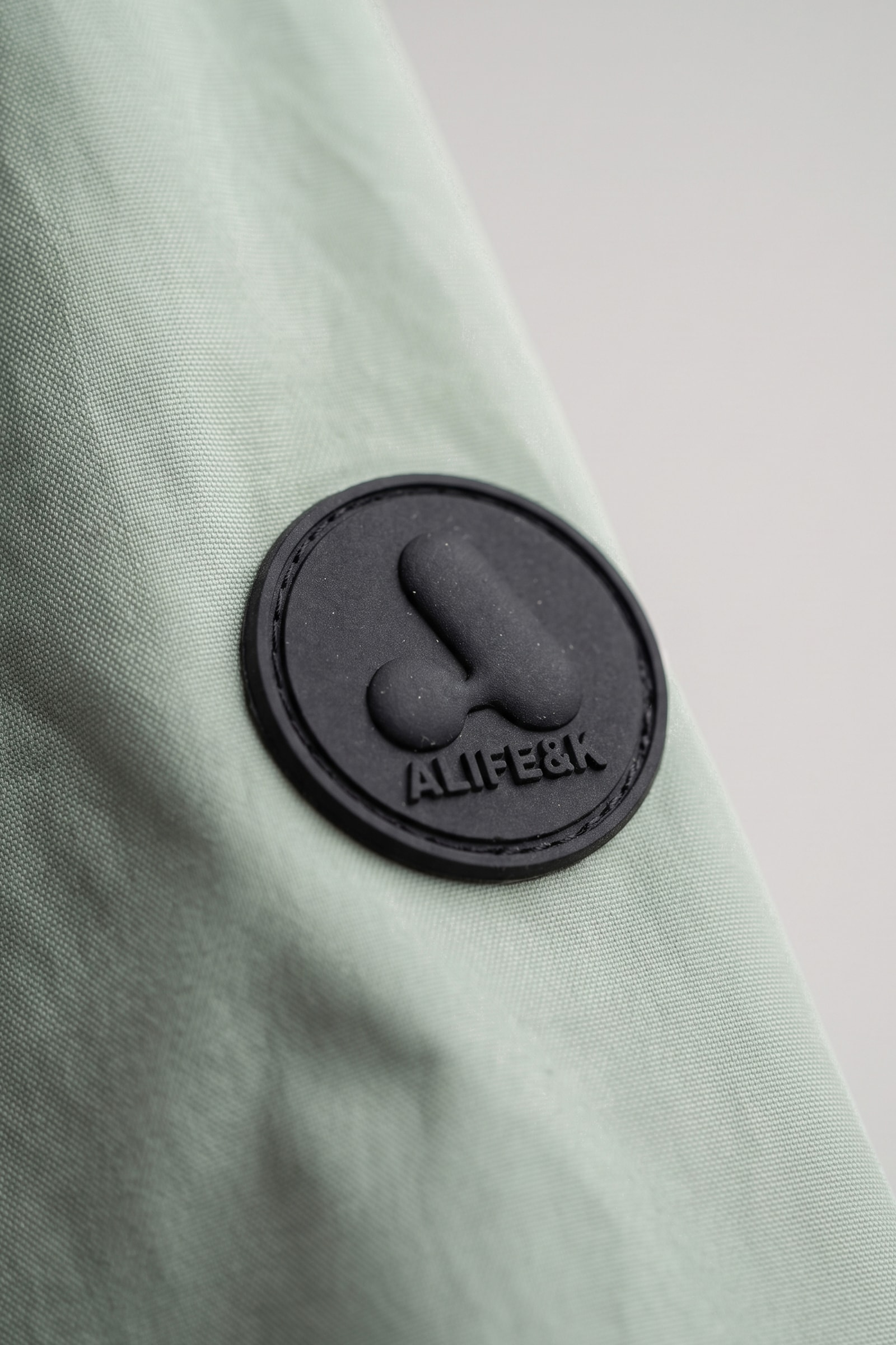 Alife & Kickin Regenjacke »Damen TirilAK A Regenjacke, Jacke« Wasserabweisend, Kapuze mit Kordelzug, Zwei-Wege-Reißverschluss