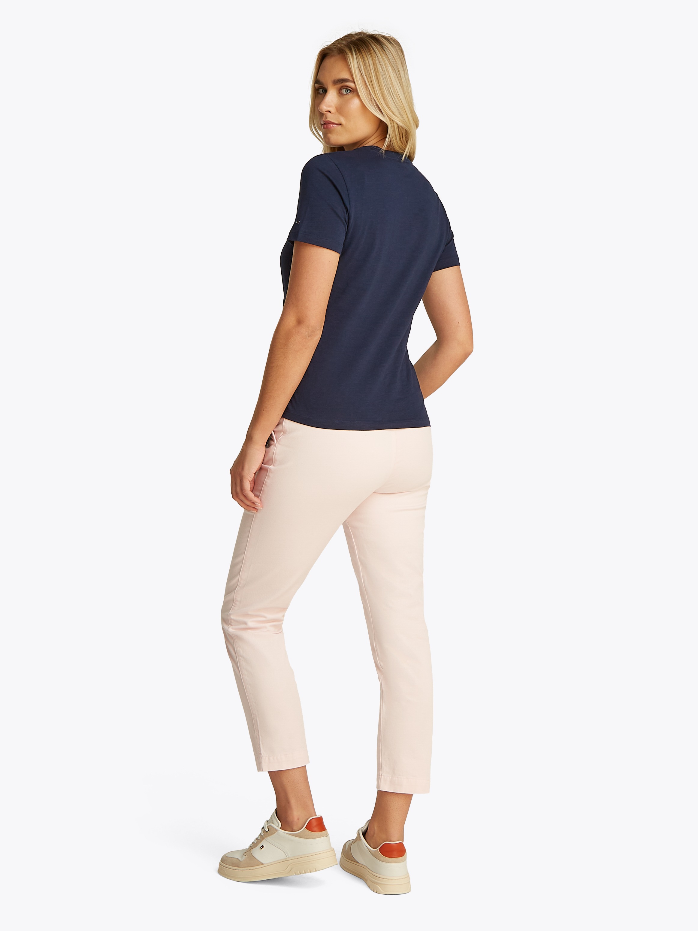 Tommy Hilfiger T-Shirt »KNOT BOAT-NK SS TEE«, in asymmetrischer Form