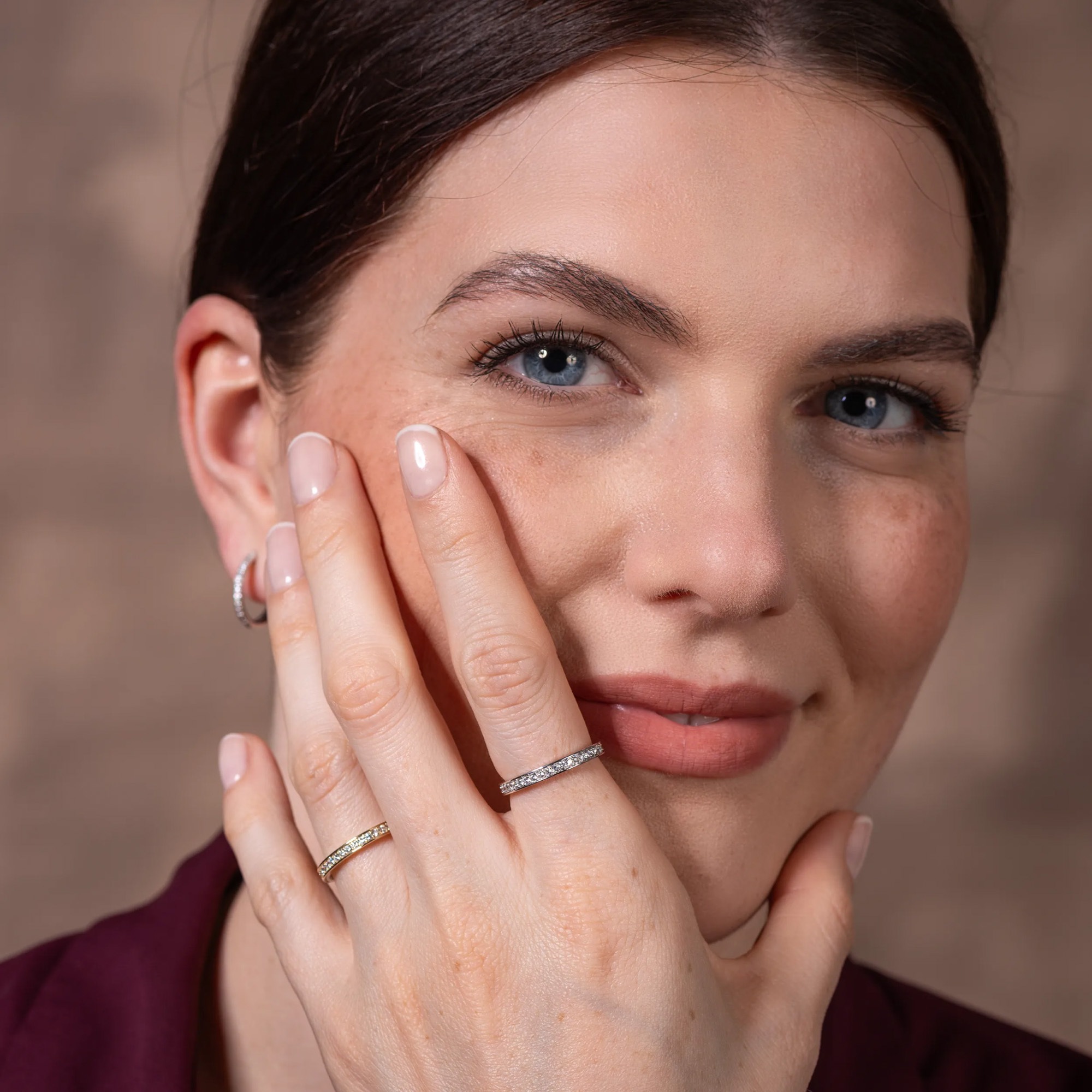 LYOMI Fingerring »585/- Weißgold Memoire synth. Diam. 0,49ct.«