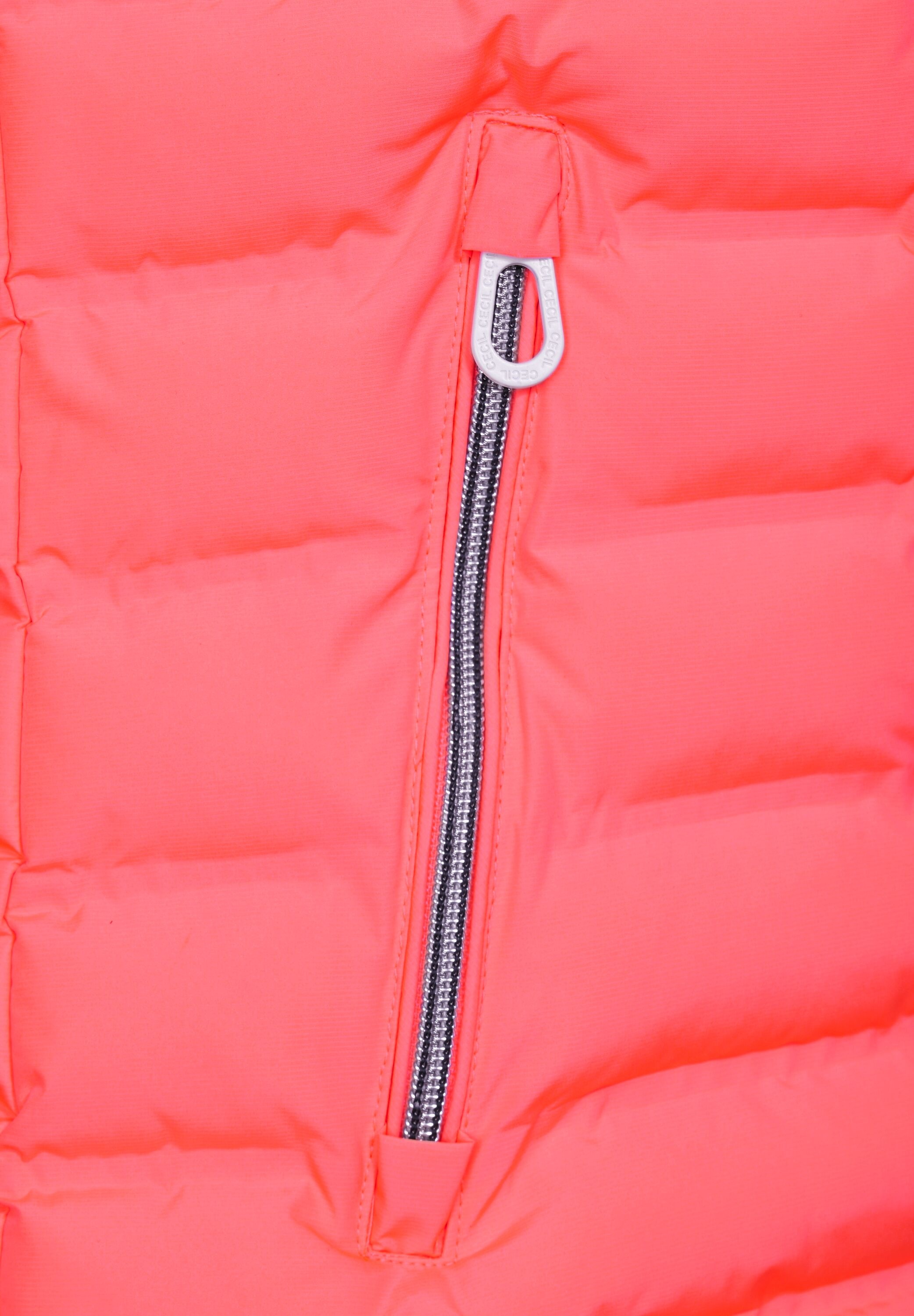 Cecil Steppjacke, mit Kapuze, mit Kapuze mit Tunnelzugband