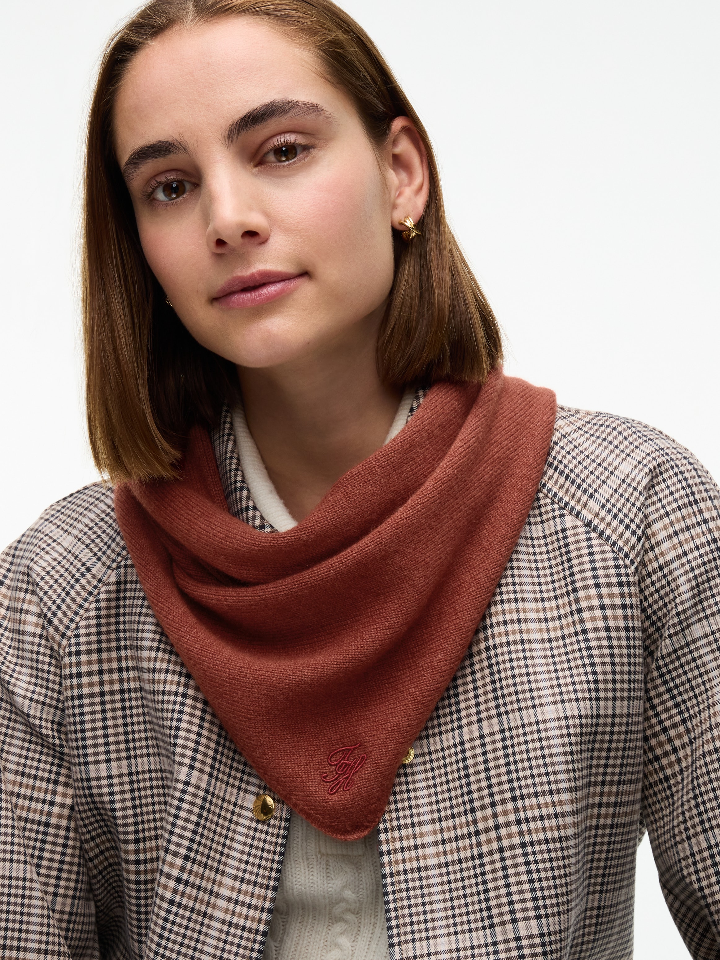 Tommy Hilfiger Wollschal »TH SCRIPT TRIANGLE SCARF« dreieckig, mit Kaschmiranteil, mit Logostickerei
