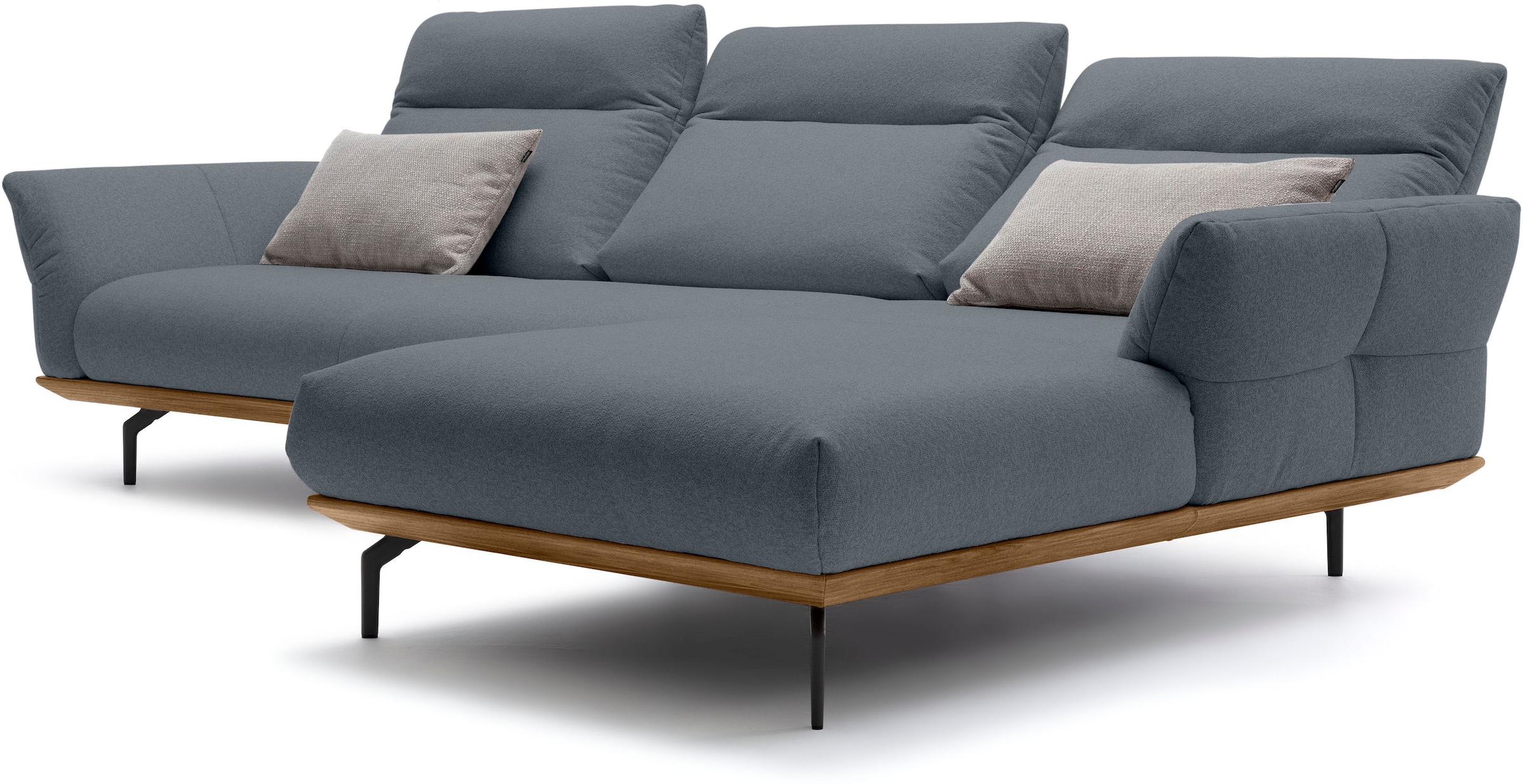 Creation BY ROLF BENZ Ecksofa »CR.460«, Sockel in Nussbaum, Winkelfüße in Umbragrau, Breite 318 cm