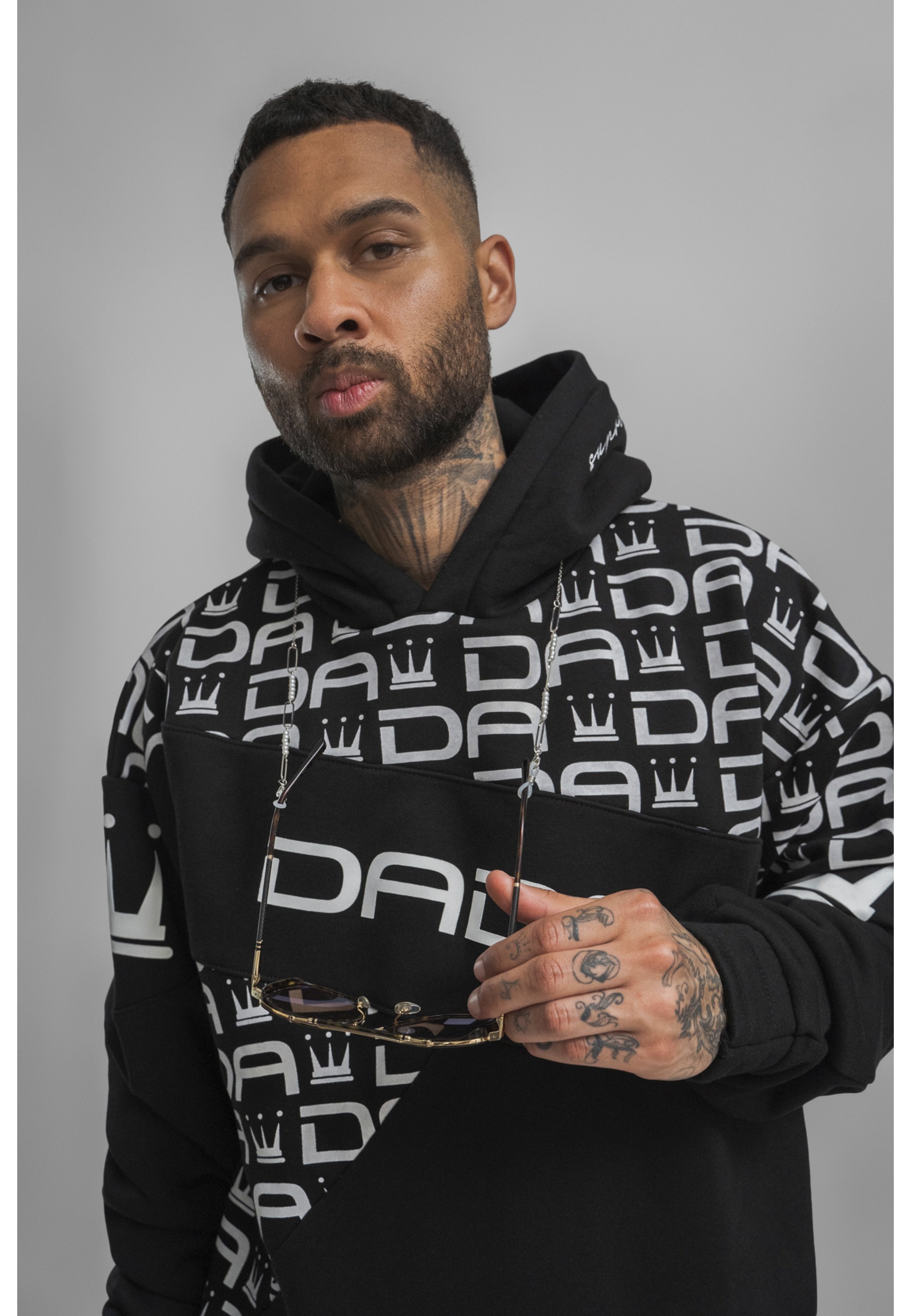 DADA Supreme Kapuzensweatshirt »DADA Supreme Herren Dada Supreme Gaga Logo Hoodie«, 1 Stk.
