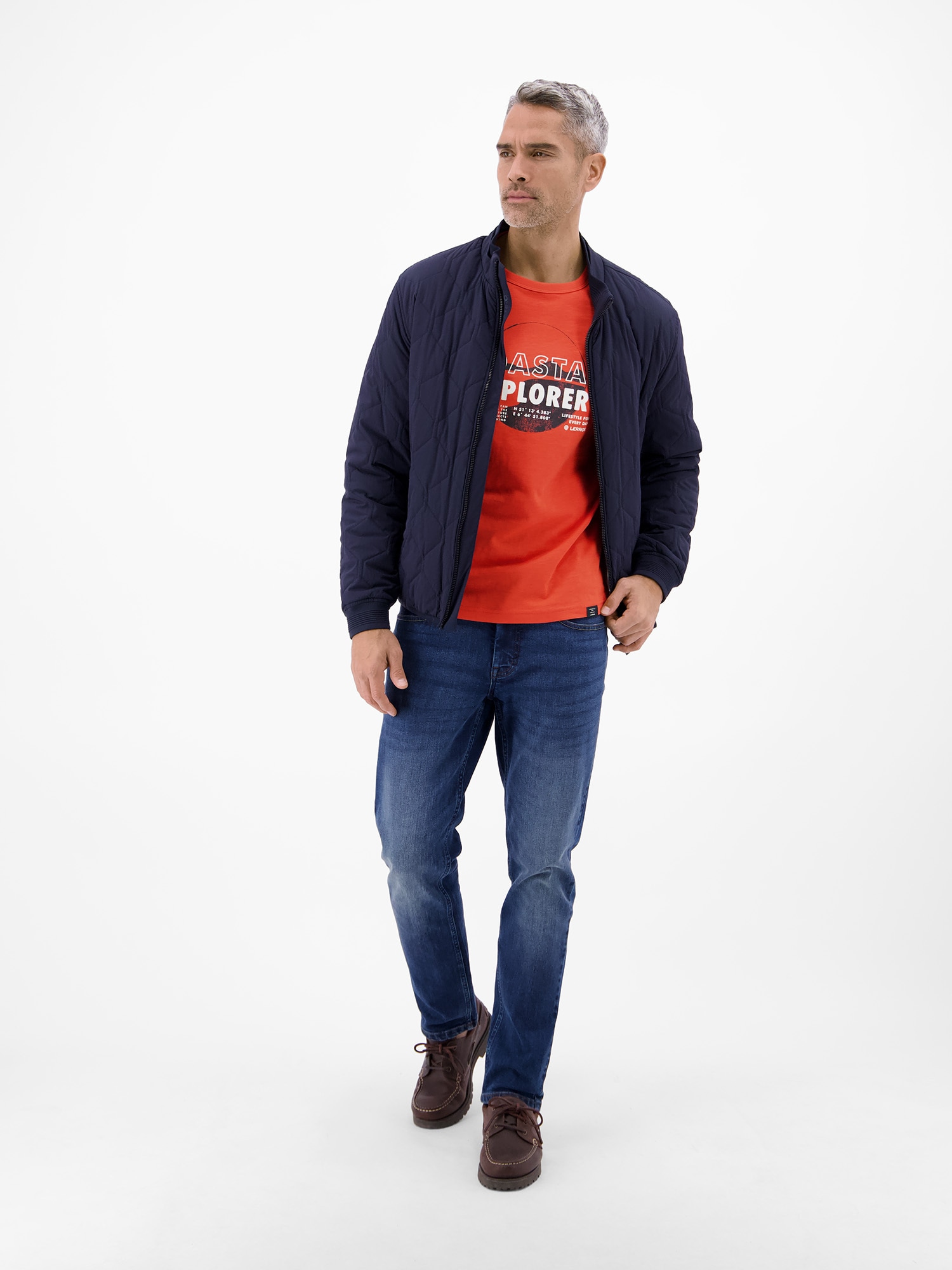 LERROS T-Shirt »T-Shirt mit Brustprint und Rundhalsausschnitt«
