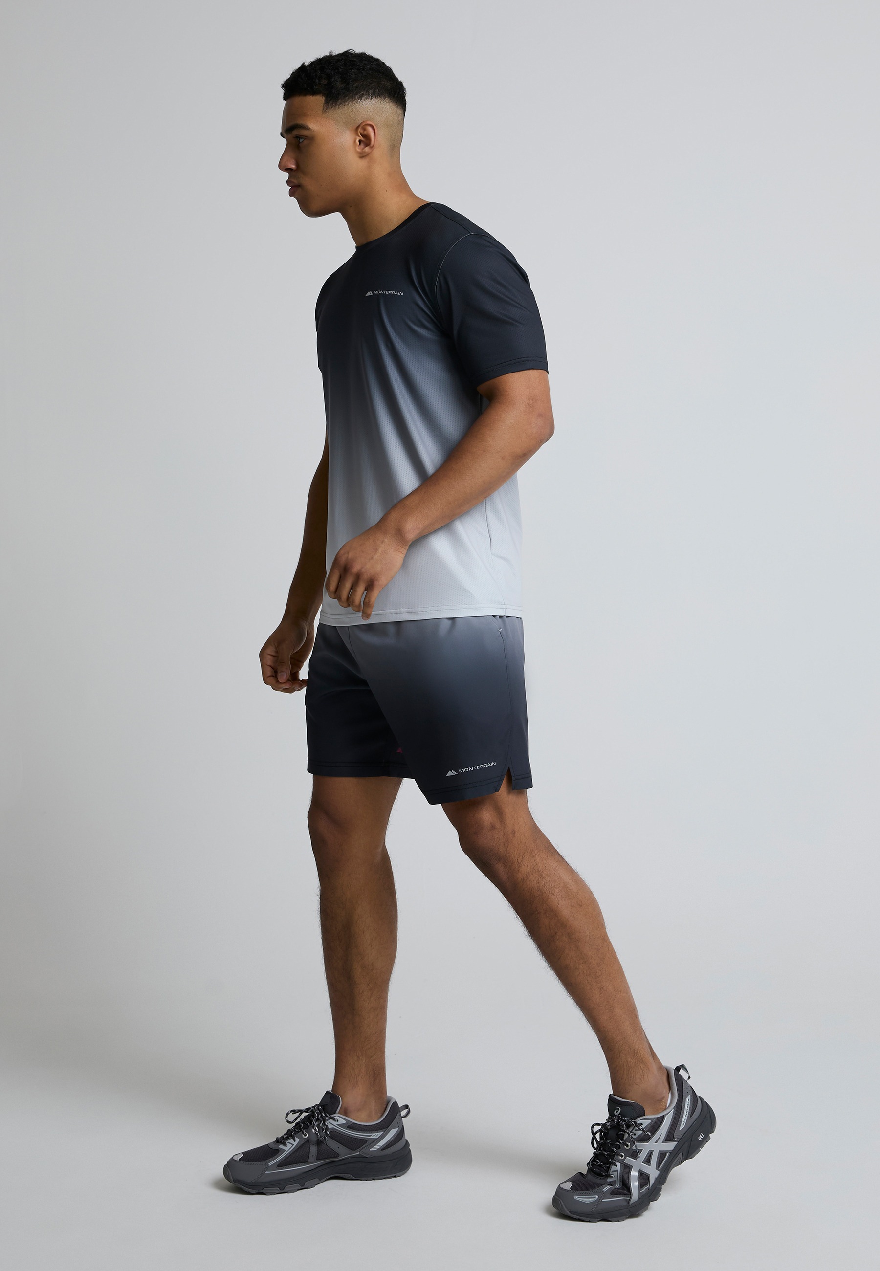 Monterrain Trainingsshorts »Monterrain DISTANCE OMBRE WOVEN SHORT«