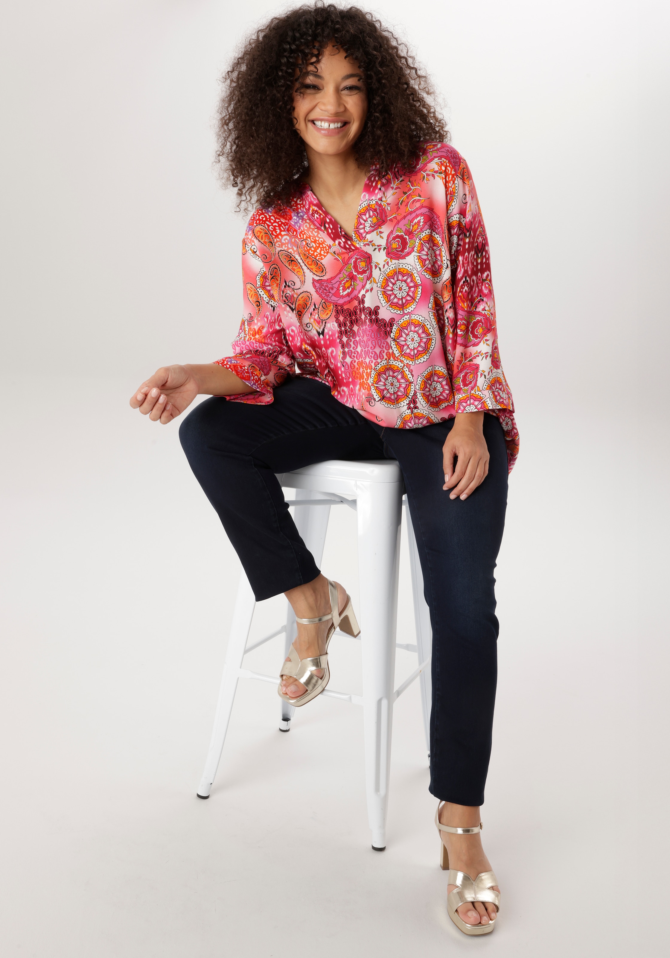 Aniston PLUS Schlupfbluse mit extravaganten farbenfrohes Blumen-Paileydessin - NEUE KOLLEKTION