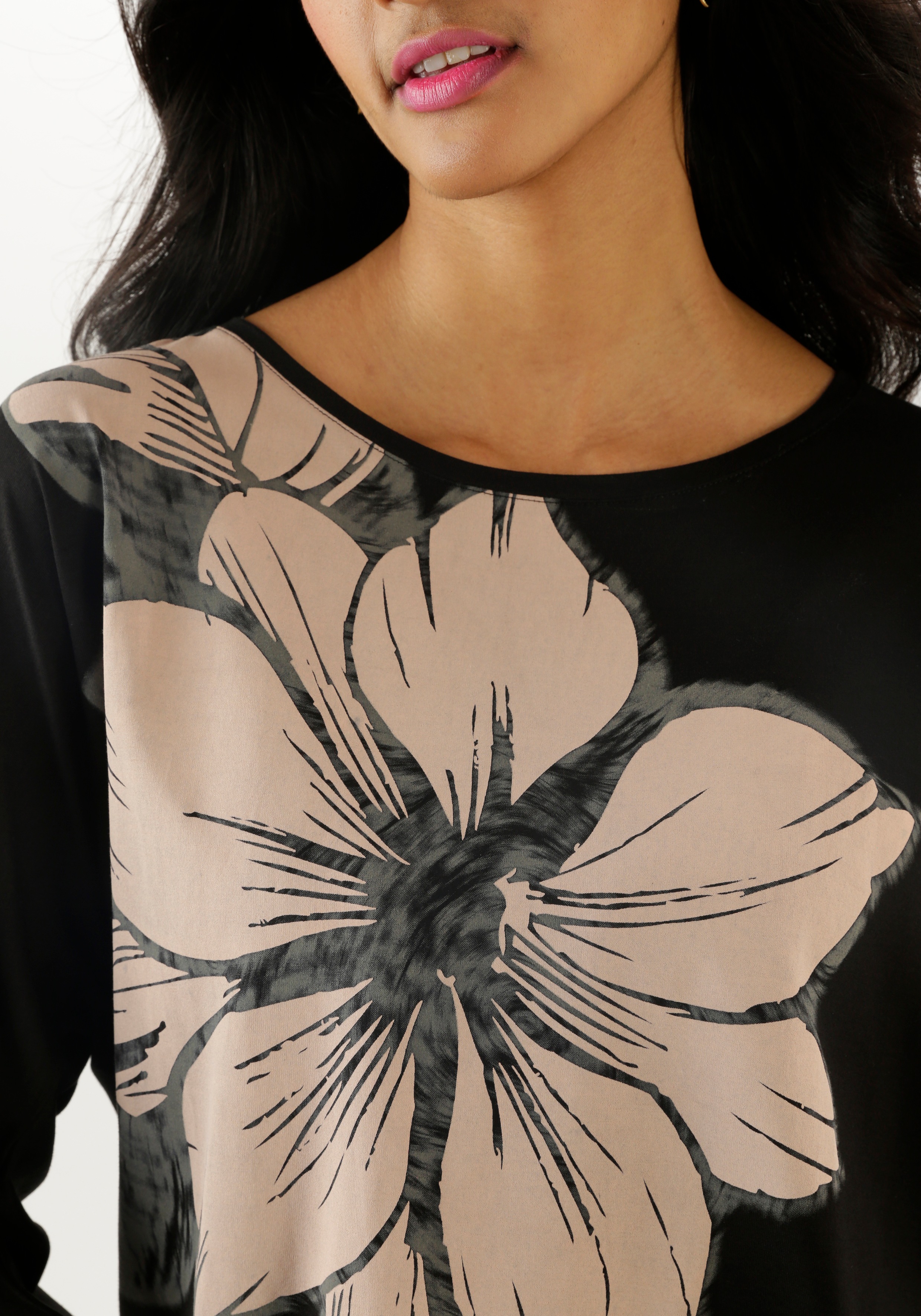 Thumbnail - Aniston SELECTED Fledermausshirt, mit großem Front-Blumendruck