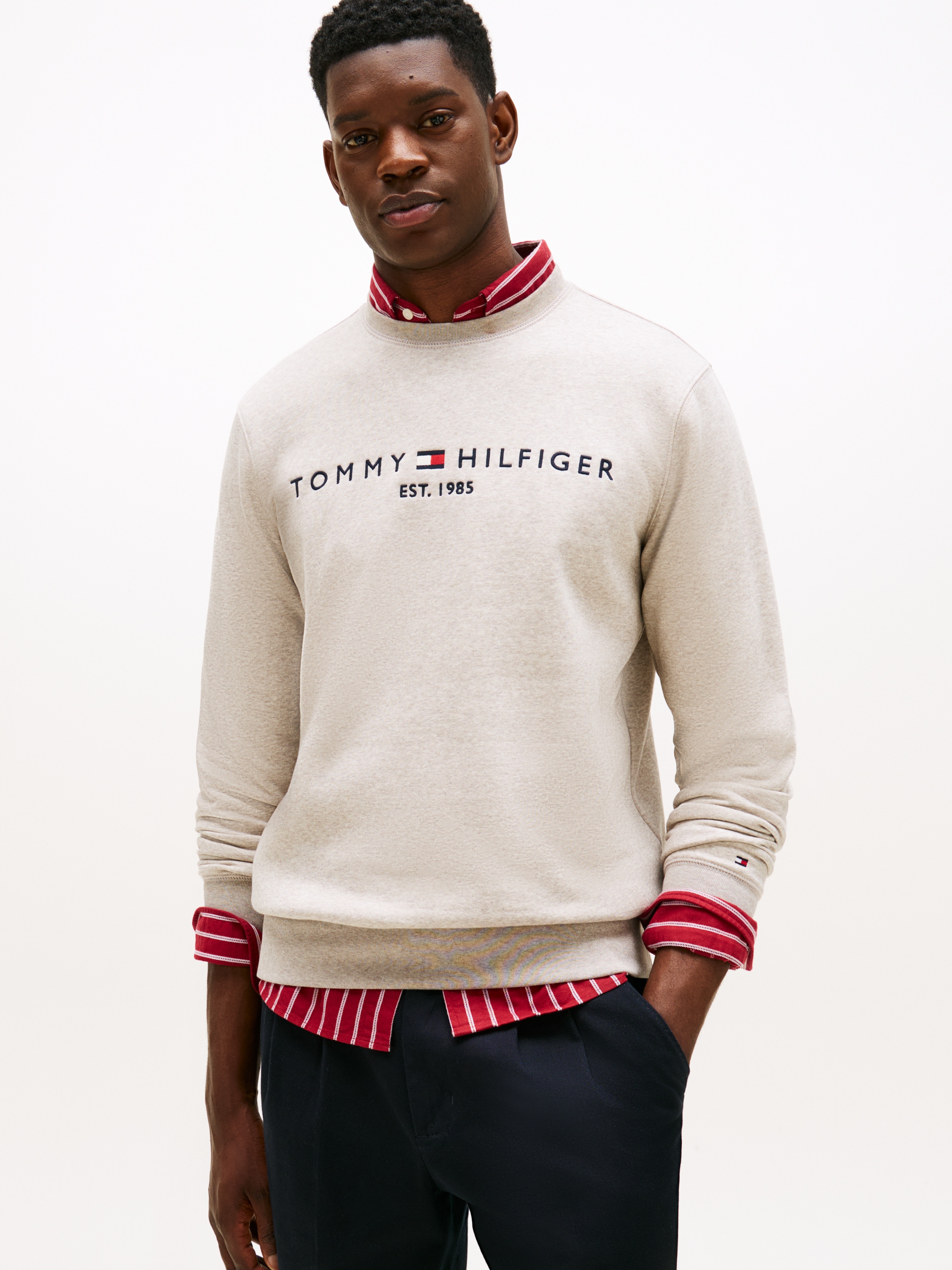 Tommy Hilfiger "TOMMY LOGO SWEATSHIRT mit Rundhals und Stickerei", unifarbe günstig online kaufen