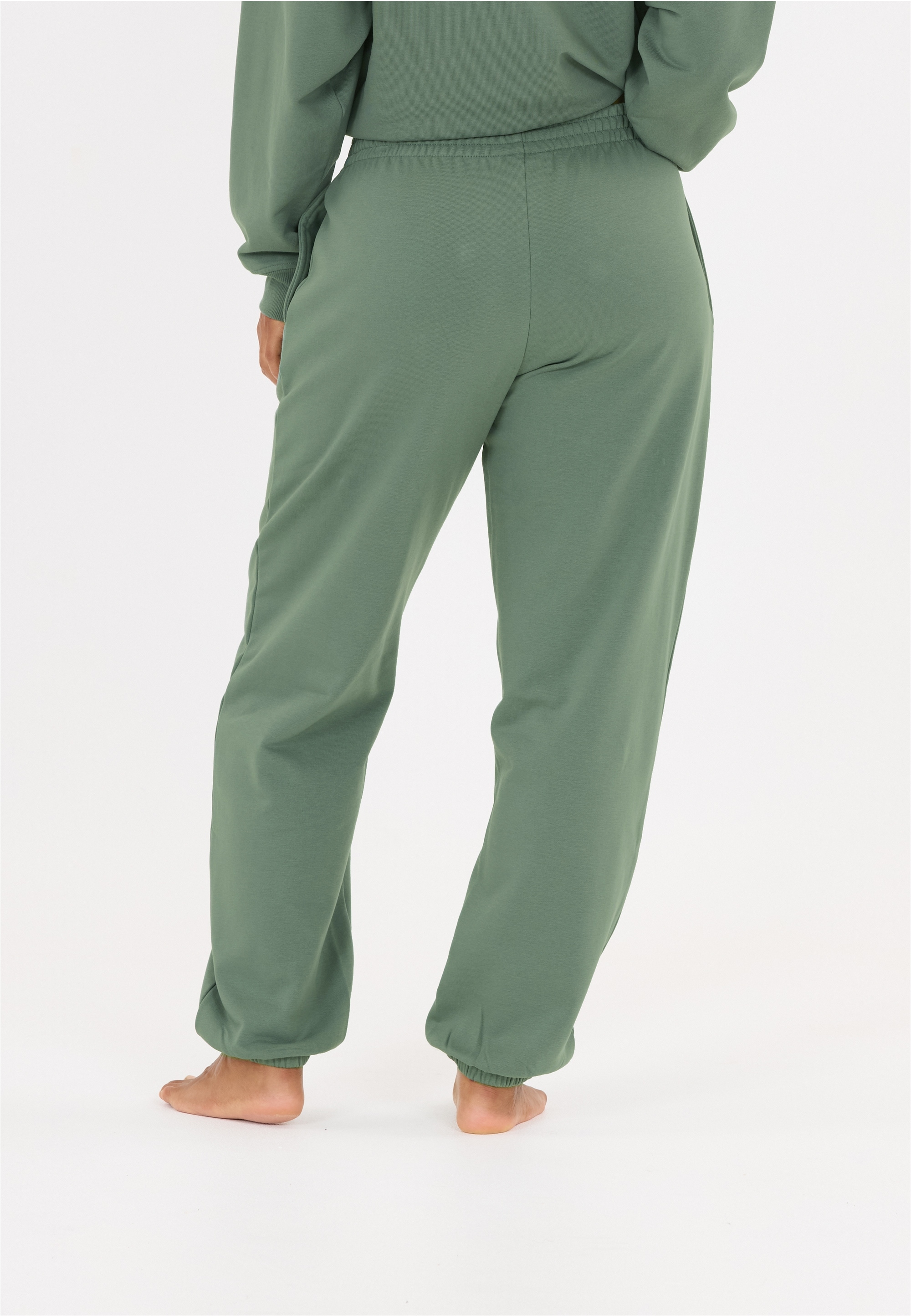 ATHLECIA Sweathose »Crecy«  im entspannten und weichen Design