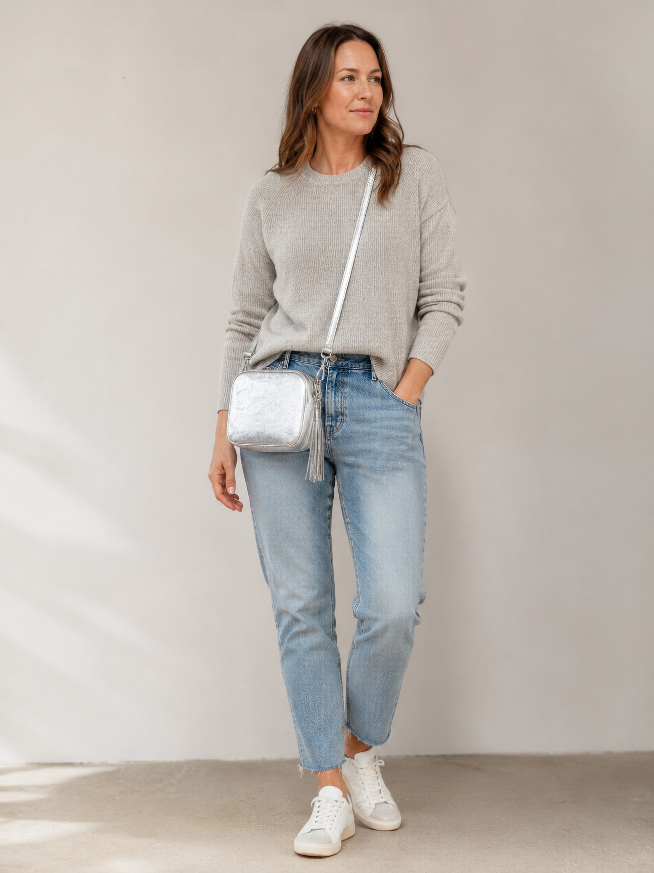 COLLEZIONE ALESSANDRO Umhängetasche »Silber« metallic Leder mit Quaste