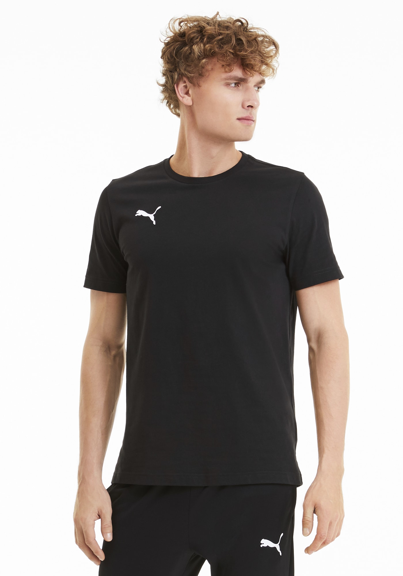 PUMA Trainingsshirt "TEAMGOAL 23 CASUALS TEE" Kurzarmdesign, mit Rundhalsausschnitt, für Fußball geeignet