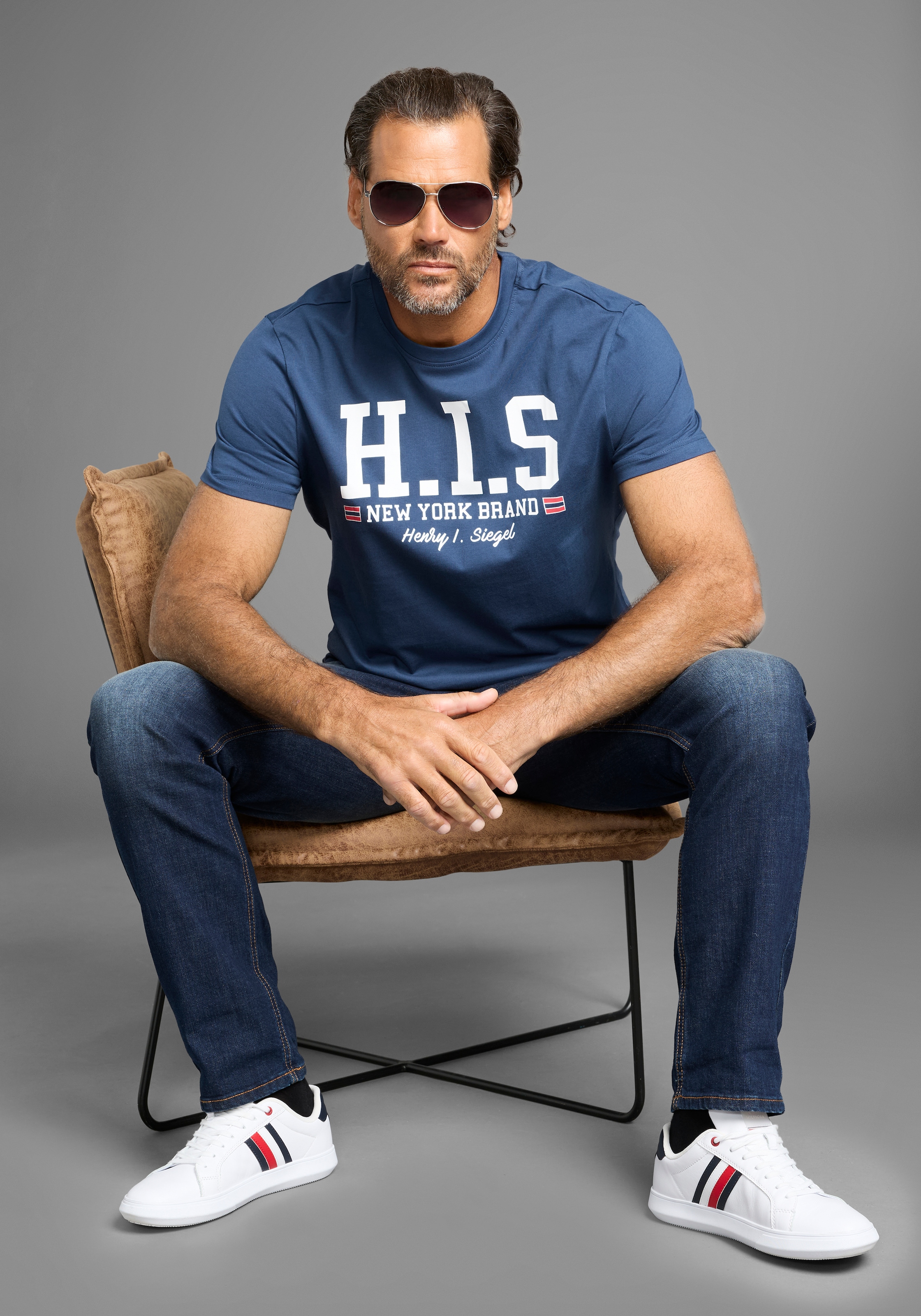 H.I.S T-Shirt, mit trendigem Markenlogo im Collage-Look