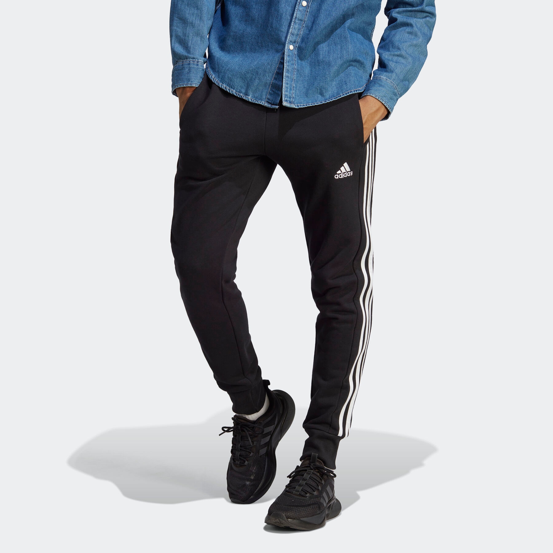 adidas Sportswear Sporthose "ESSENTIALS FRENCH TERRY TAPERED CUFF 3STREIFEN günstig online kaufen