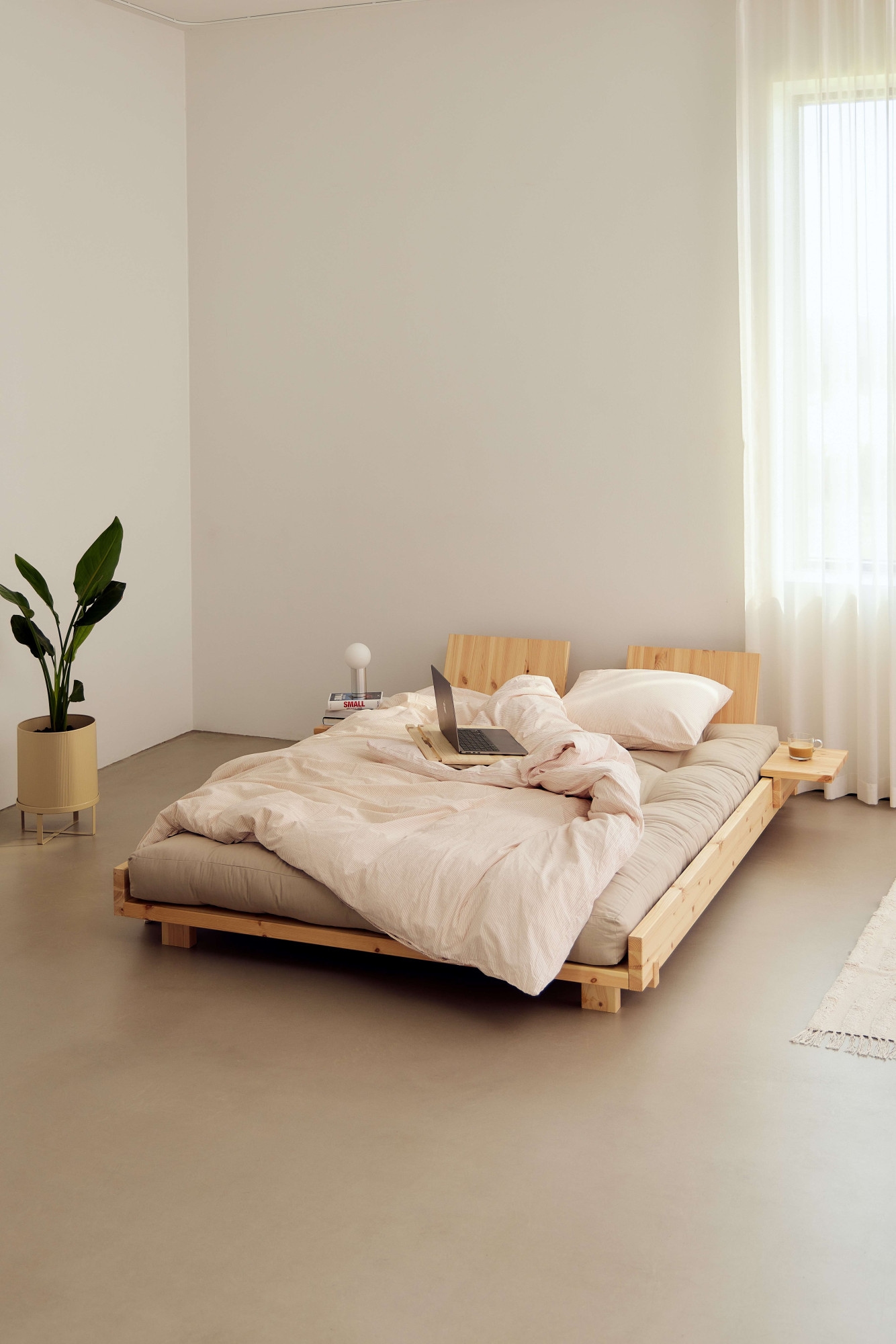 Karup Design "Social Bed, ohne Matratze, FSC-zertifiziertes Massivholz" wahlweise mit oder ohne verstellbares Zubehör, Bett in mehreren Größen