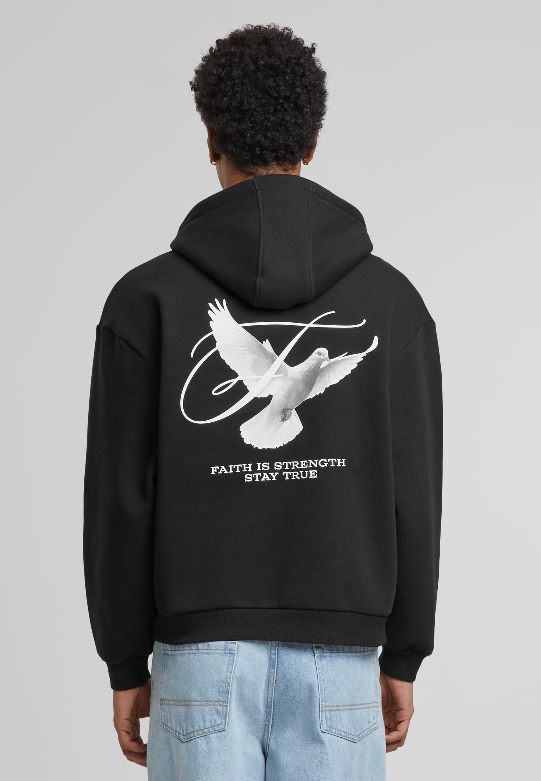 Upscale by Mister Tee Kapuzensweatshirt »Upscale by Mister Tee Faith Is Strength Fluffy Hoody«, (1 tlg.)
