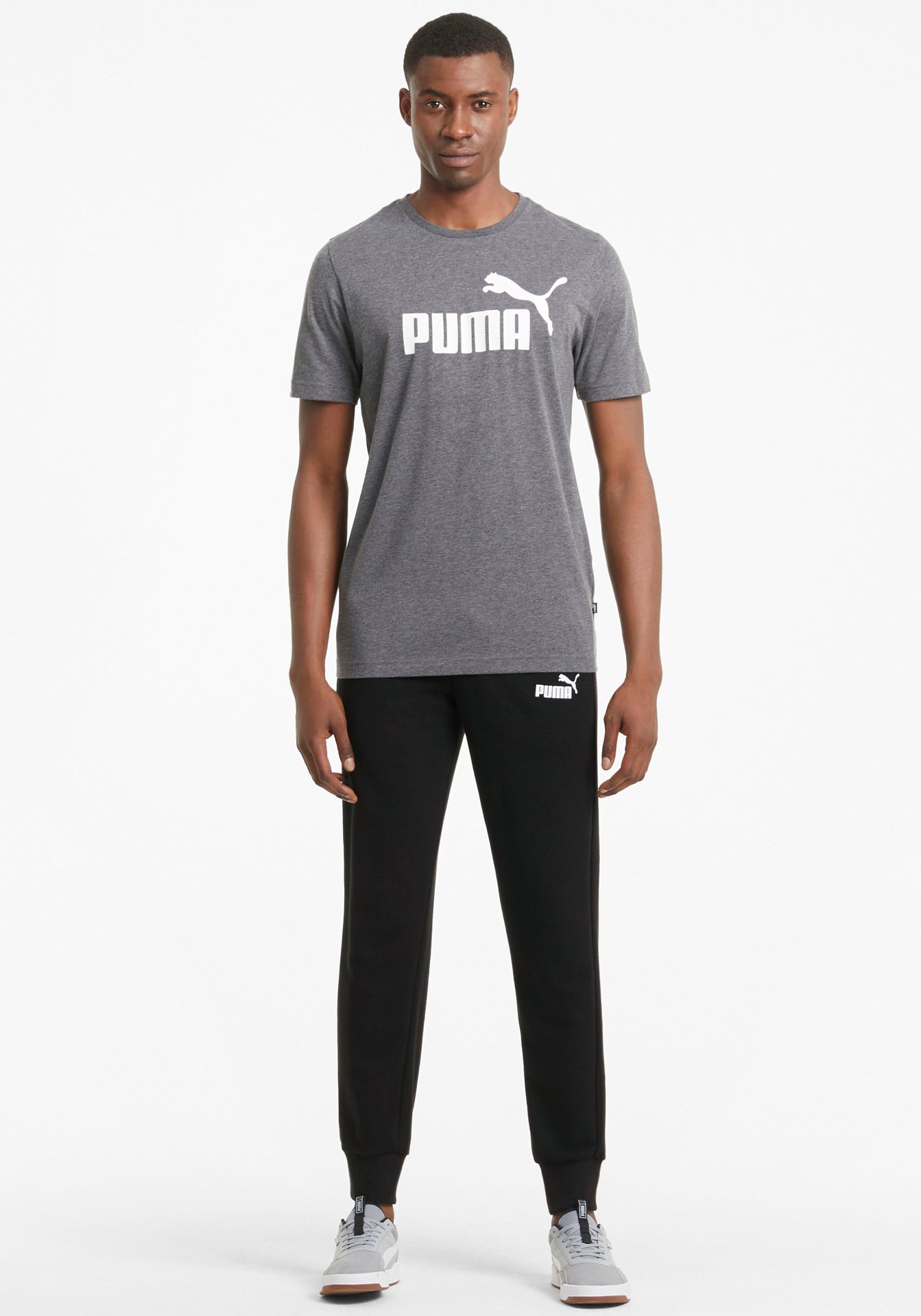 PUMA Trainingshose "ESS LOGO PANTS TR CL"