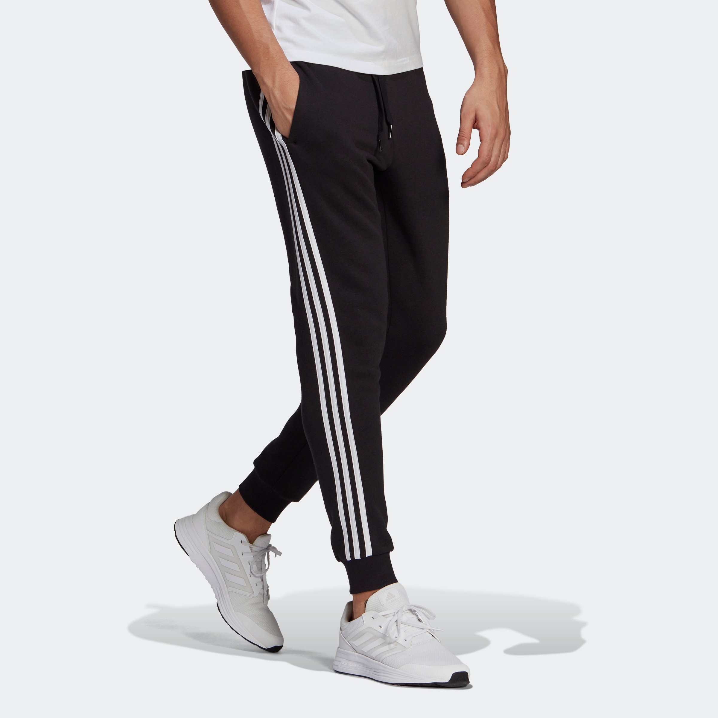 adidas Sportswear Sporthose "ESSENTIALS FLEECE FITTED 3STREIFEN HOSE", (1 t günstig online kaufen