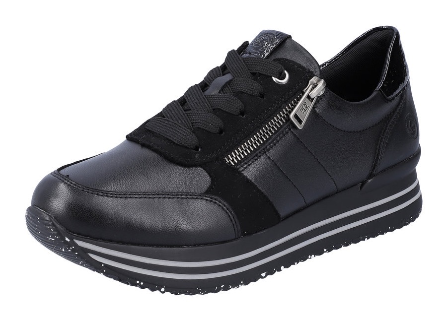 Plateausneaker, mit seitlicher Ziersteppung