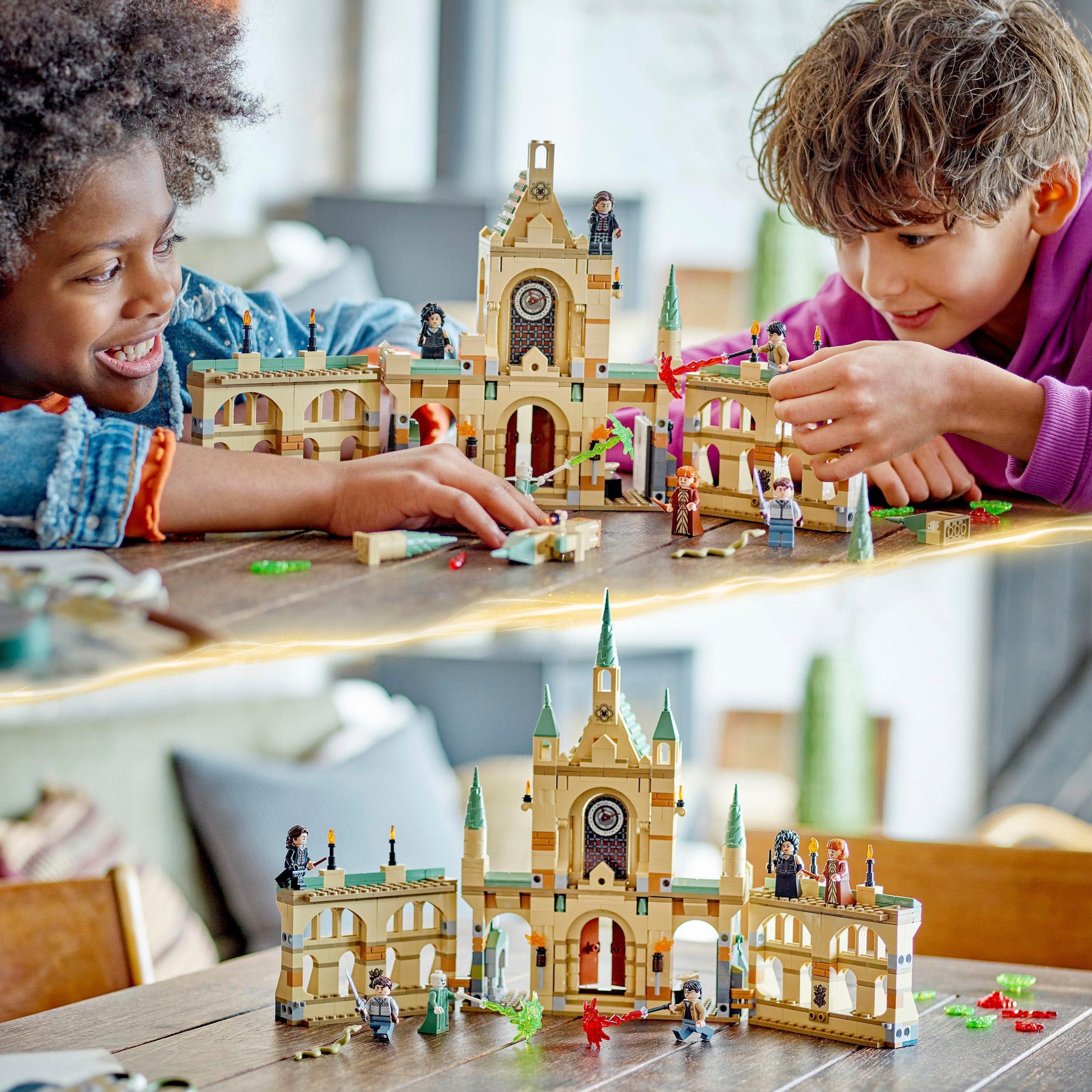 LEGO® Konstruktionsspielsteine »Der Kampf um Hogwarts (76415), LEGO® Harry Potter«, (730 St.), Made in Europe