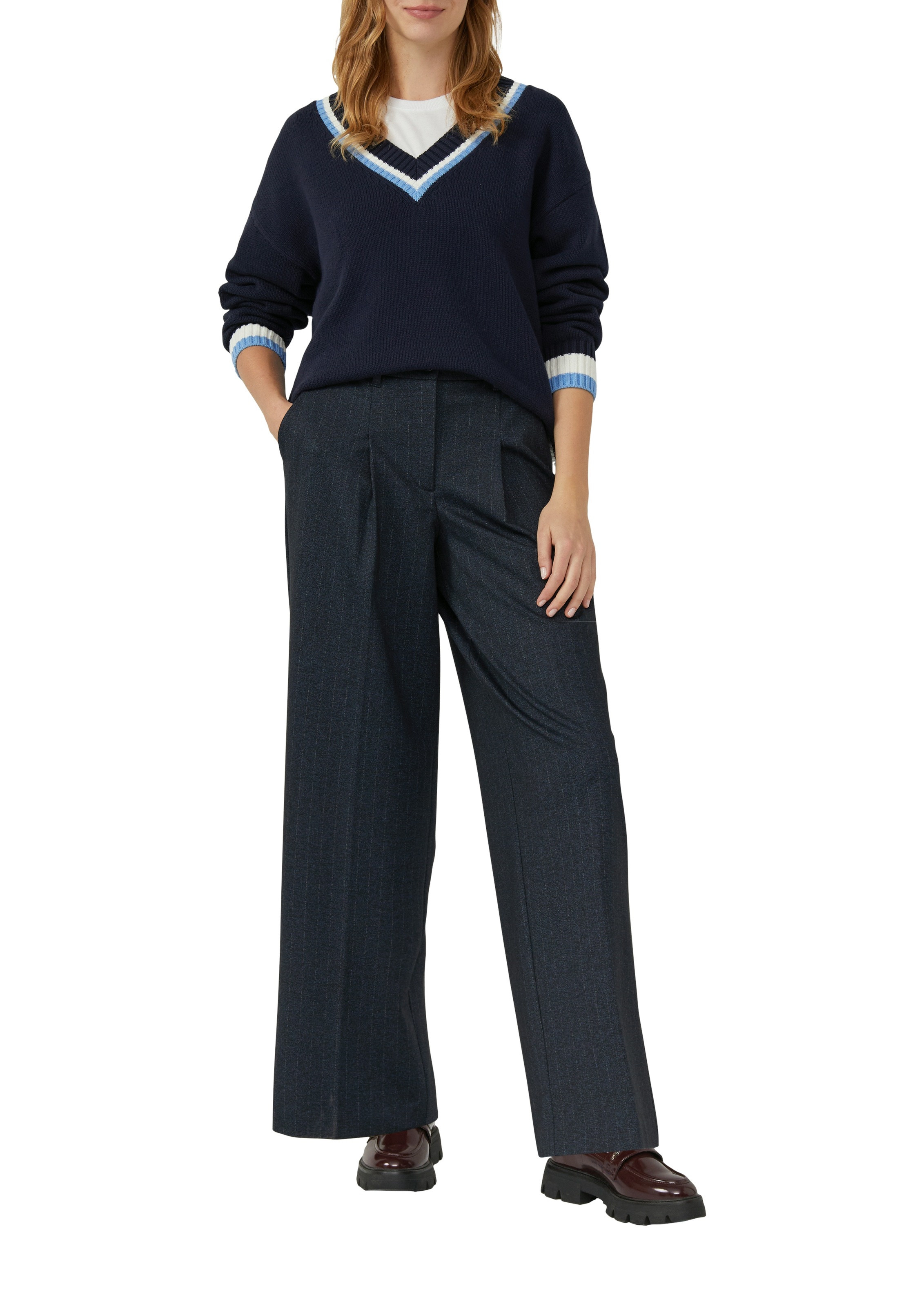 s.Oliver Bundfaltenhose, im Nadelstreifen-Look günstig online kaufen