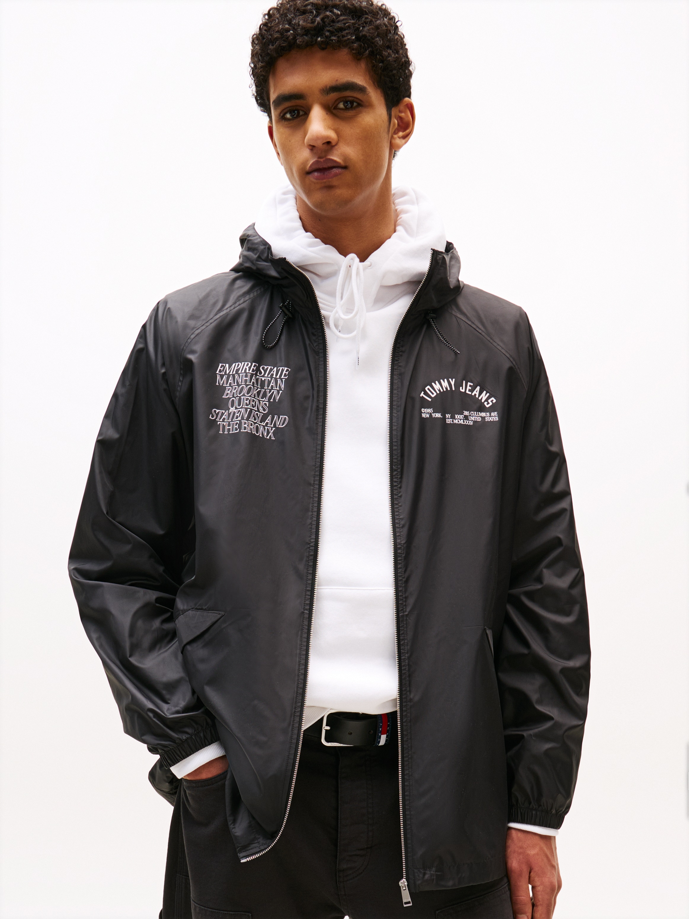 Tommy Jeans Windbreaker "TJM WINDBRKR BOROUGHS JACKET", mit Kapuze, Mit Run günstig online kaufen