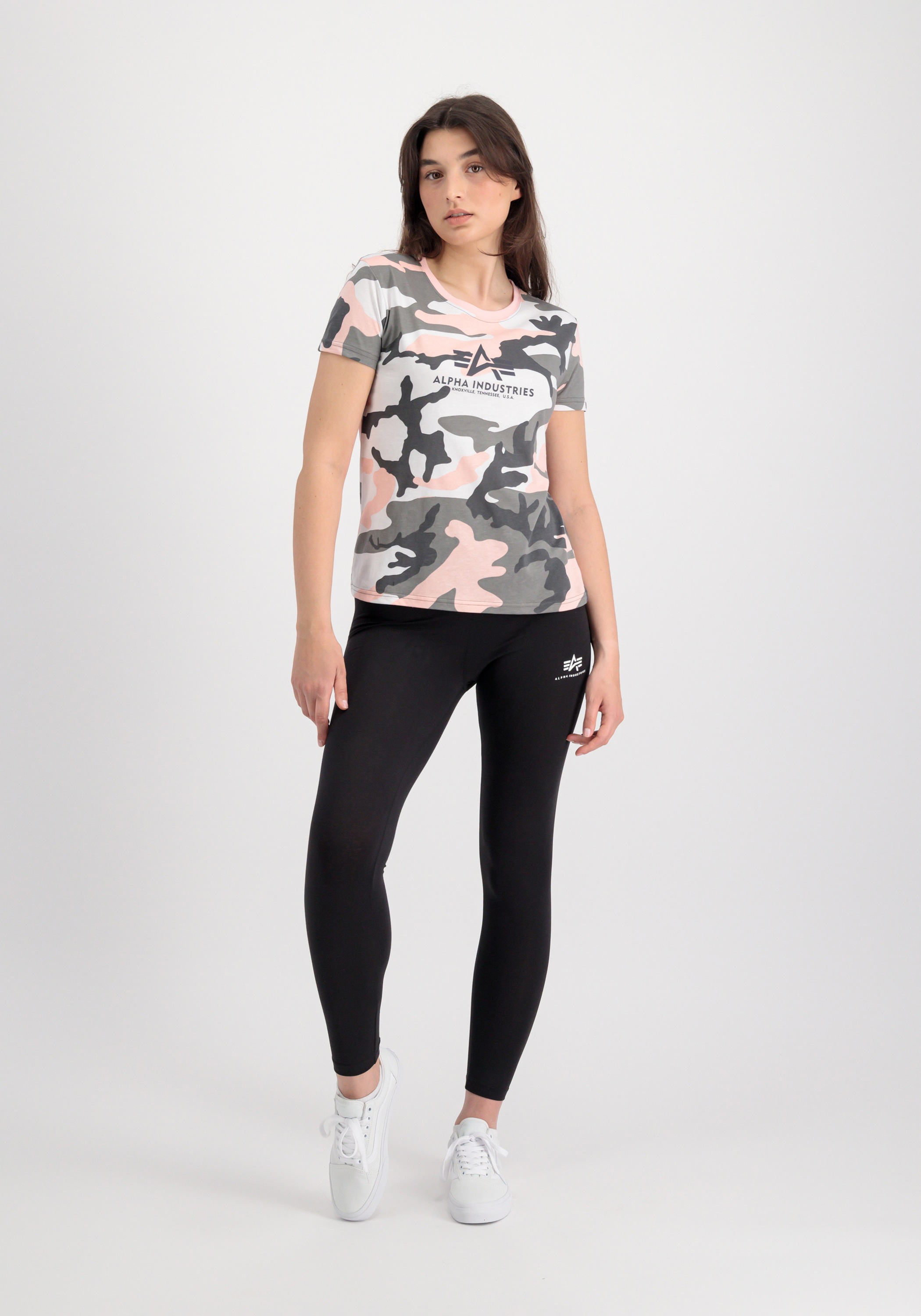Thumbnail - Alpha Industries T-Shirt "New Camo Basic T Wmn"