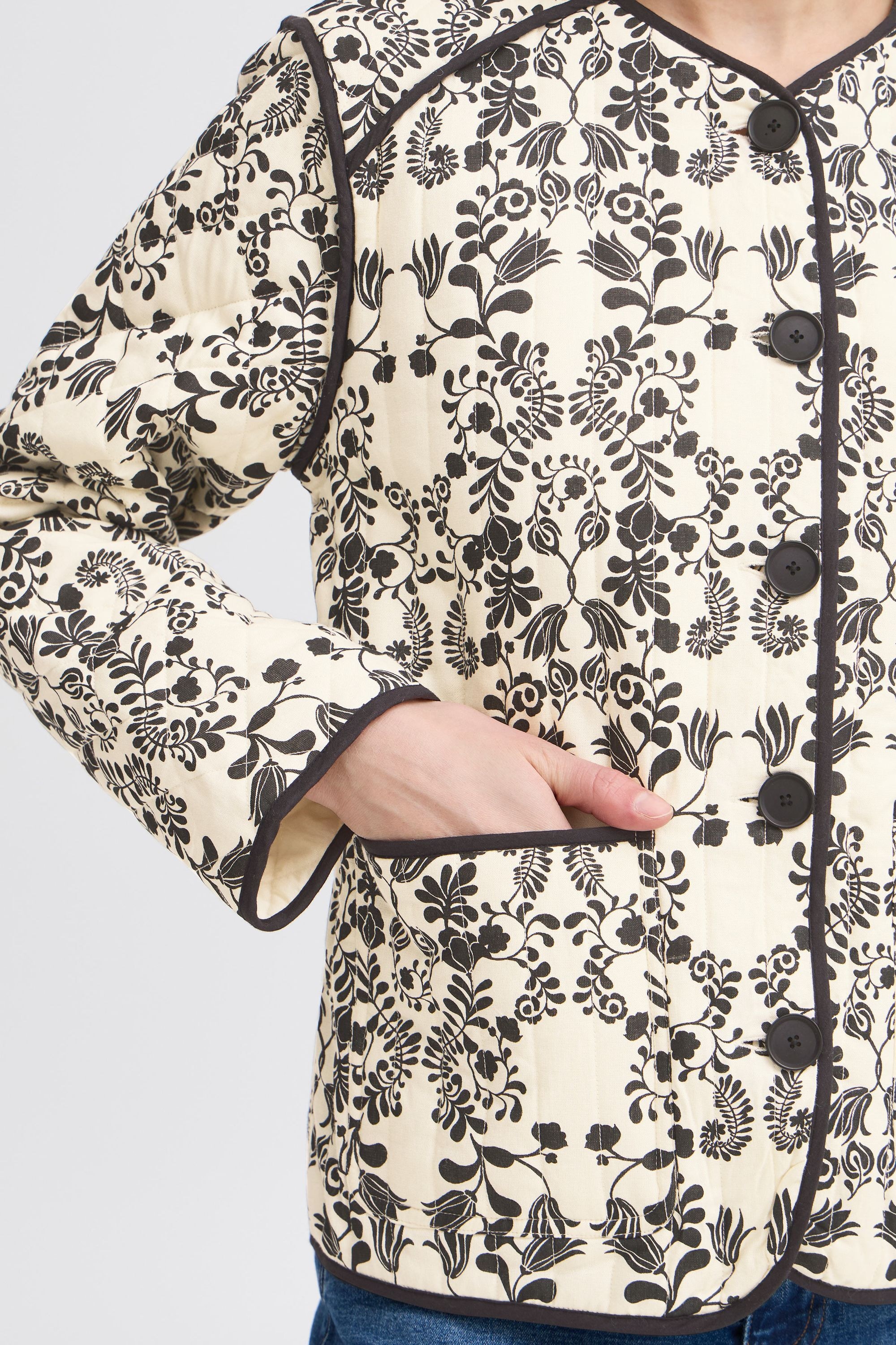 Ichi Steppjacke »Steppjacke IHGIZARO JA«, ohne Kapuze