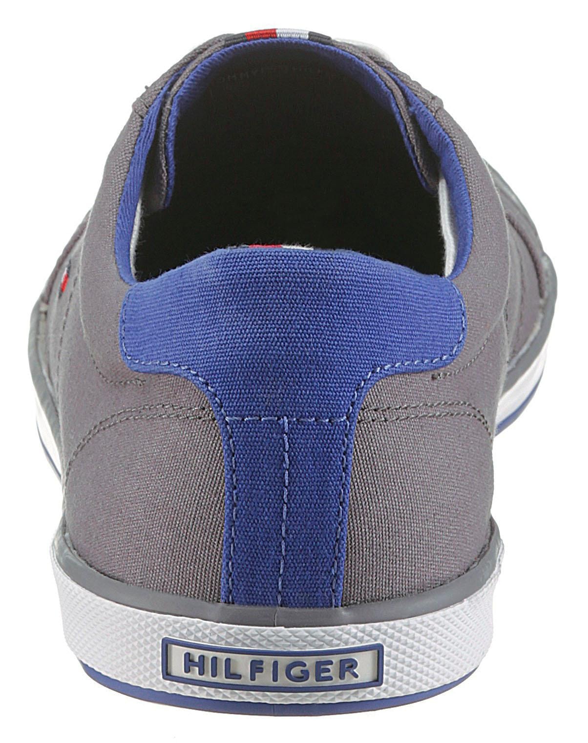 Tommy Hilfiger Sneaker "H2285ARLOW 1D", mit seitlichem Logoflag, Freizeitsc günstig online kaufen