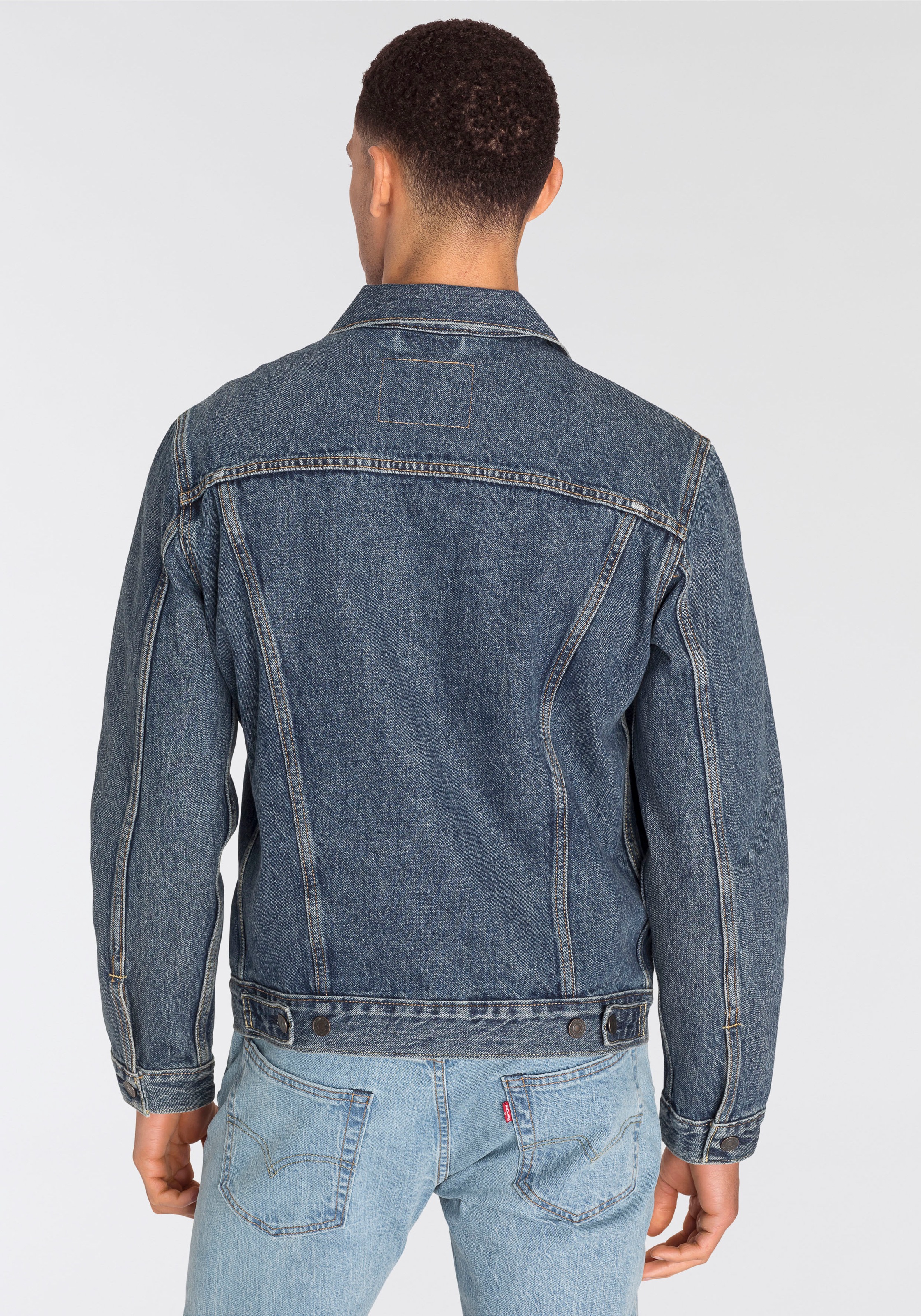 Levis Jeansjacke "VINTAGE FIT TRUCKER JKT", ohne Kapuze, mit Knopfleiste günstig online kaufen