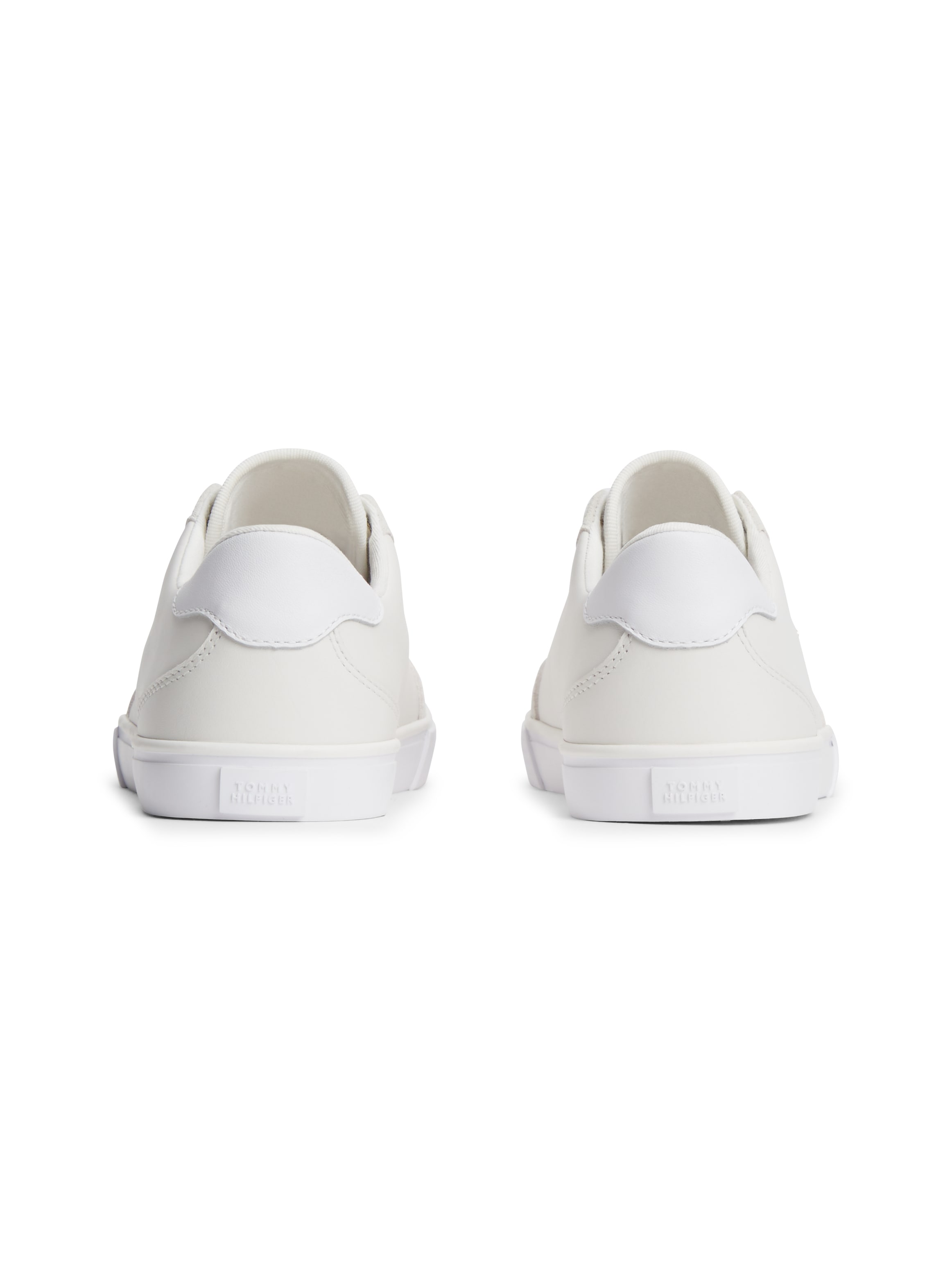 Tommy Hilfiger Sneaker »TH CHIC LOW VULC«  Freizeitschuh, Halbschuh, Schnürschuh mit Ziernähten