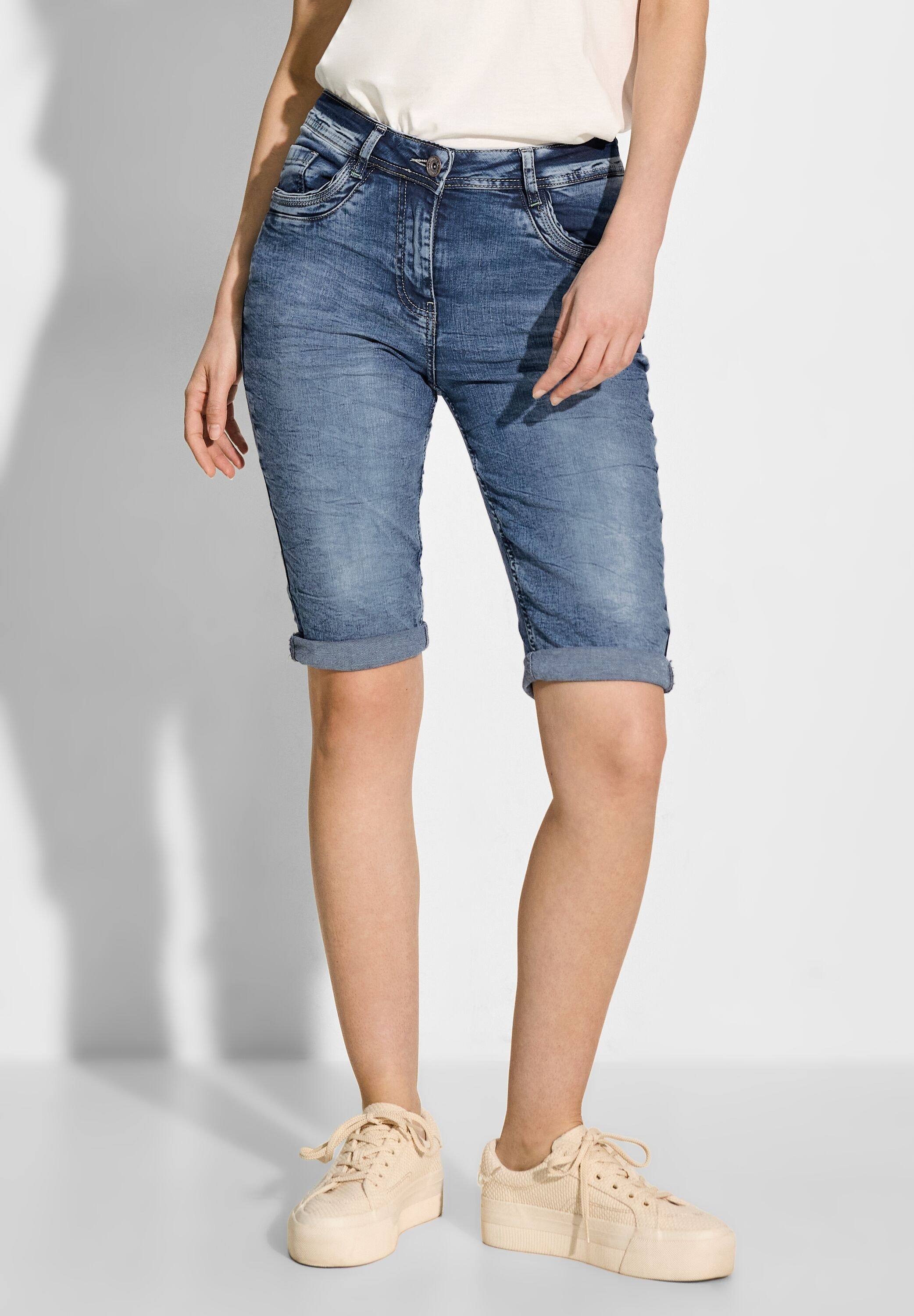 Cecil Bermudas "Toronto", Jeans Shorts mit dekorativen Nähten