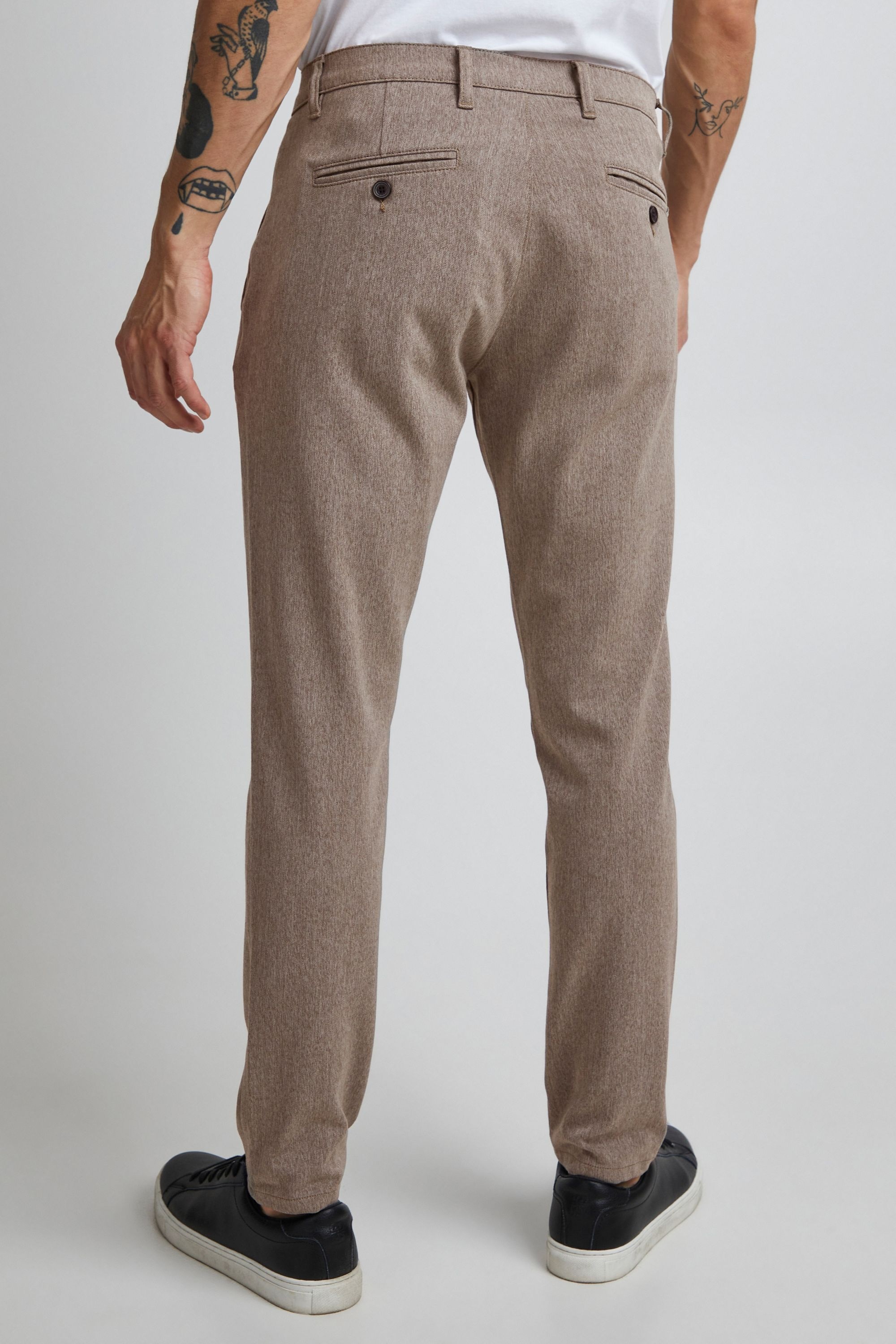 !solid Stoffhose SOLID "Stoffhose SDFrederic", Herren, Gr. 29, Länge 32, braun (dune m), Obermaterial: 62% Polyester PES. 33% Viskose CV. 5% Elasthan EL., Hosen Stoffhose 3