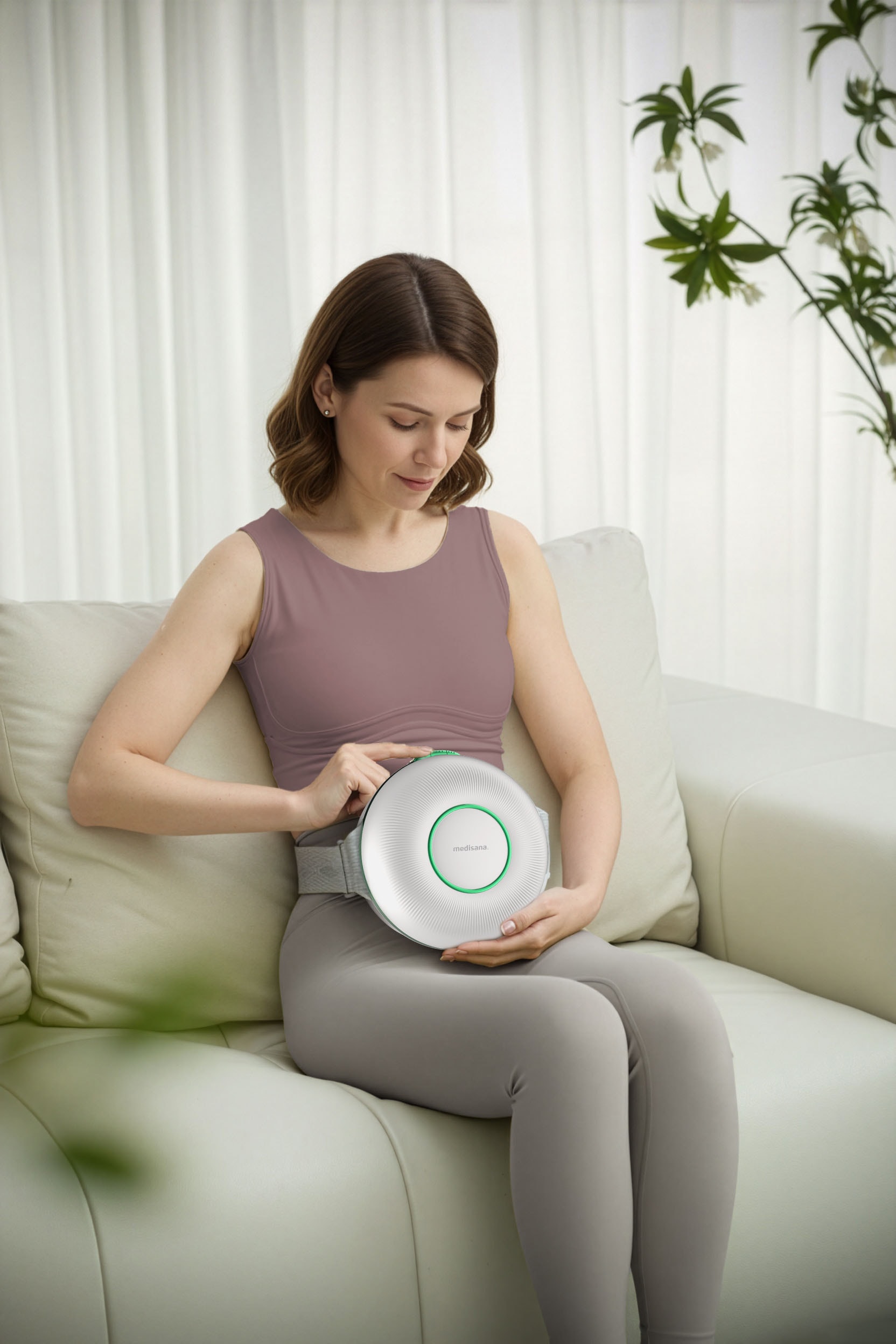 Medisana Massagegerät »BM 100« Bauchmassage, 3 Programme, Bindegewebe, Haut, Darmfunktion, mit Wärme