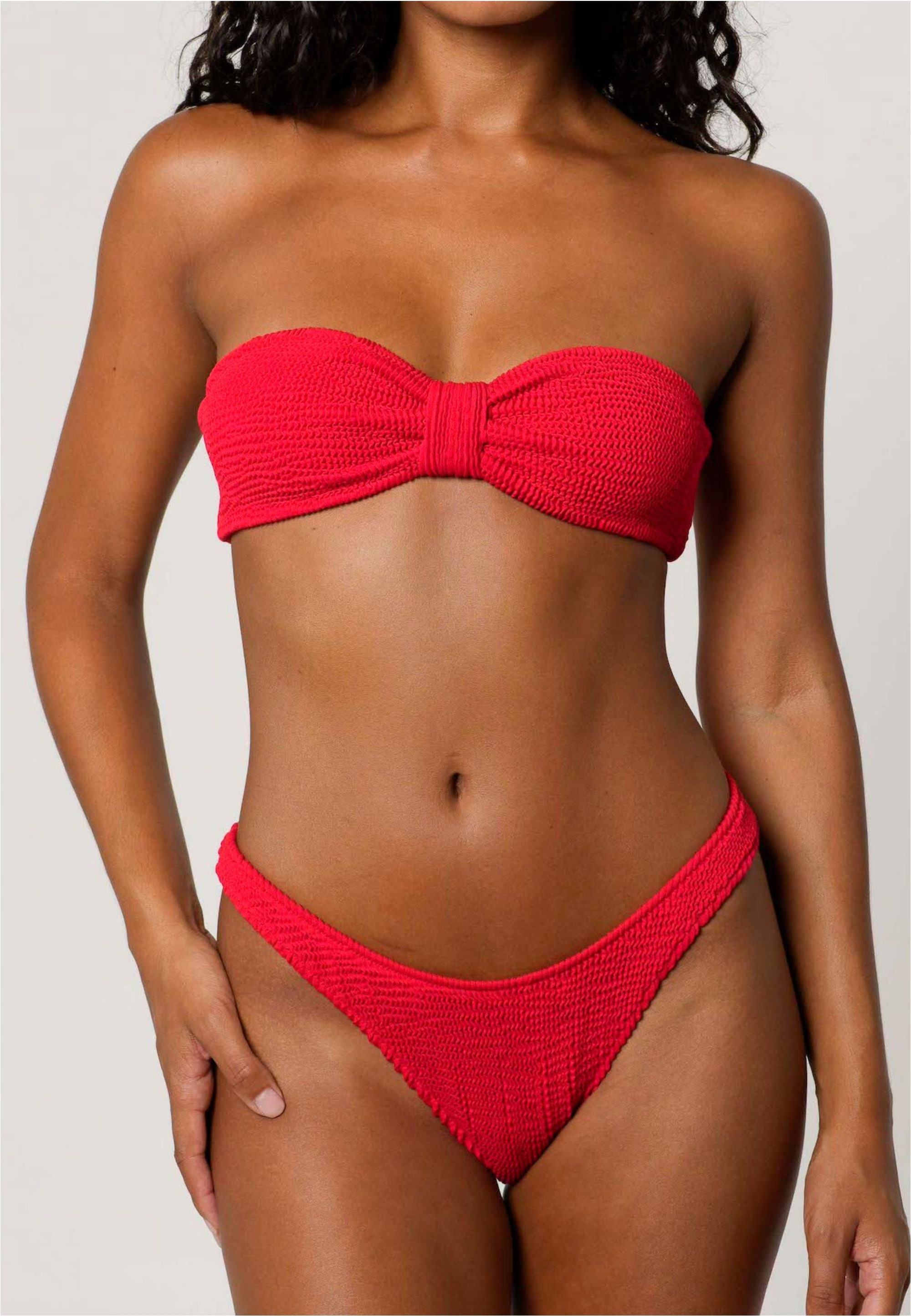 Moda Minx Bikini-Hose, (1 St.), mit tollem Scrunch-Material