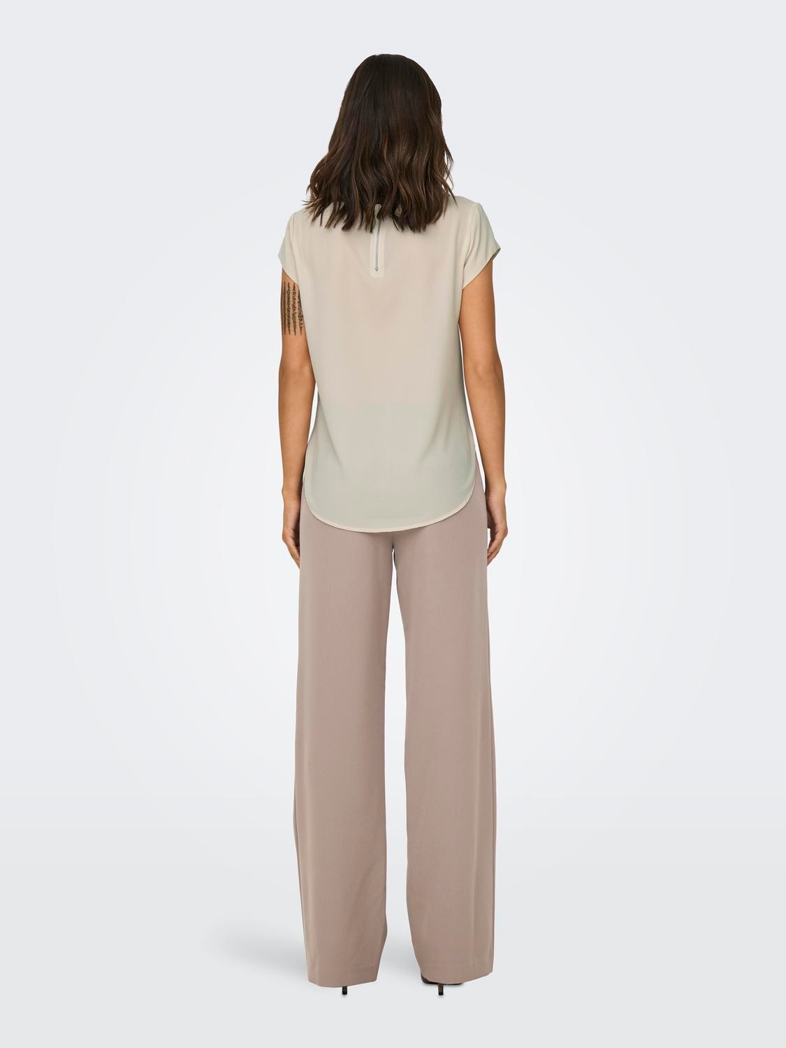 ONLY Kurzarmbluse »ONLVIC S/S SOLID TOP NOOS PTM«