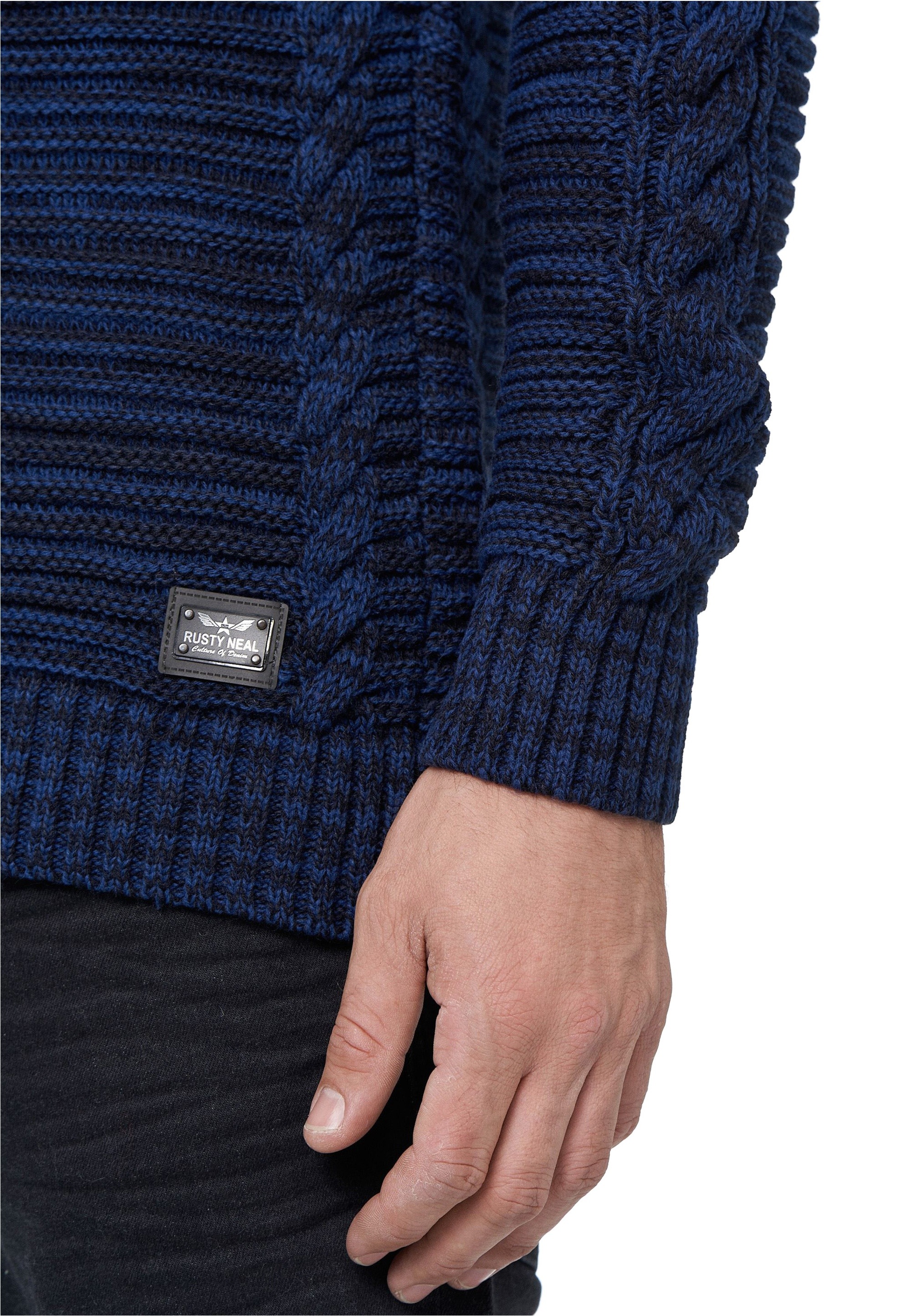 Rusty Neal Kapuzensweatshirt, mit modischer Knopfleiste