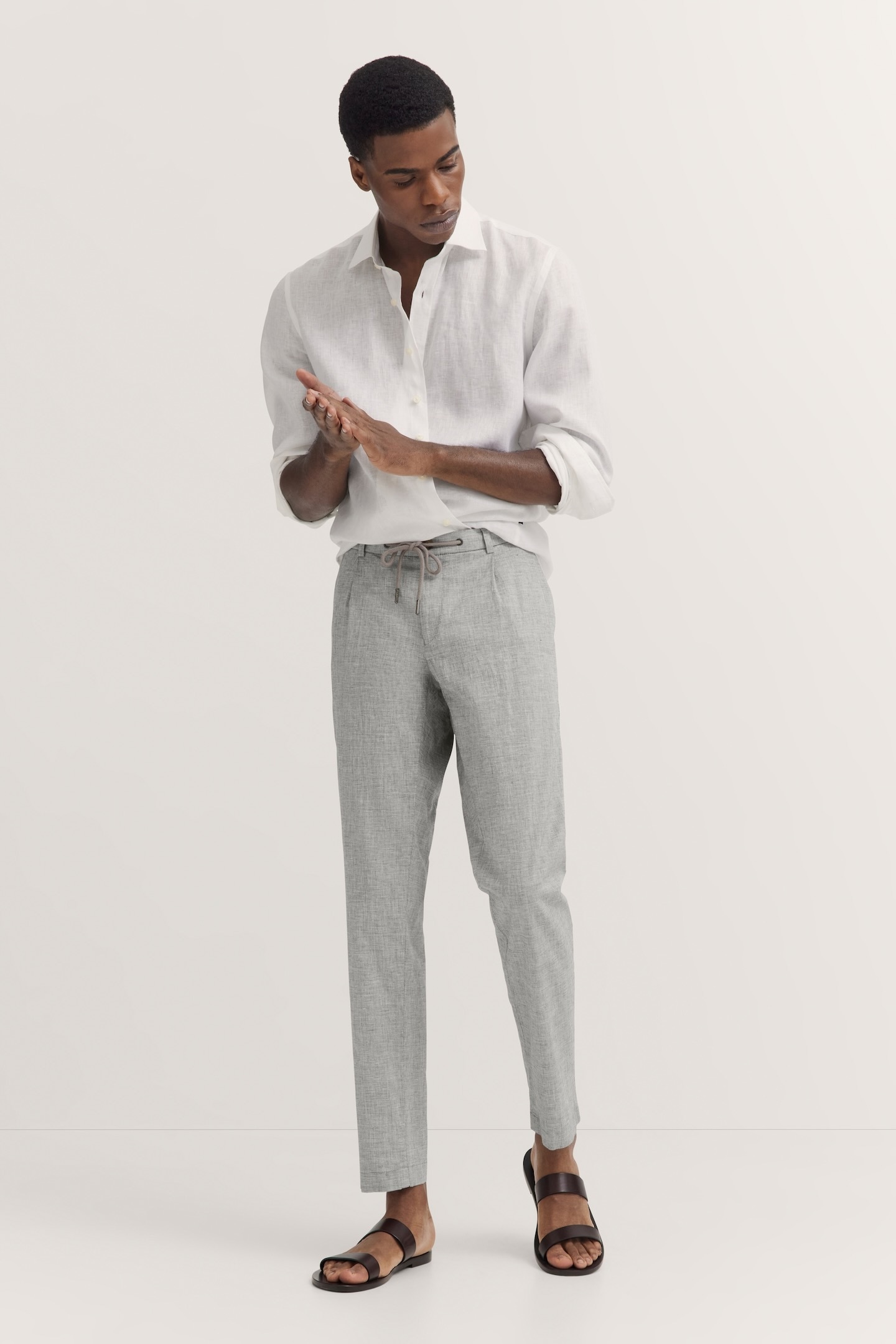 bugatti Bundfaltenhose, mit Baumwoll-Leinen-Mix