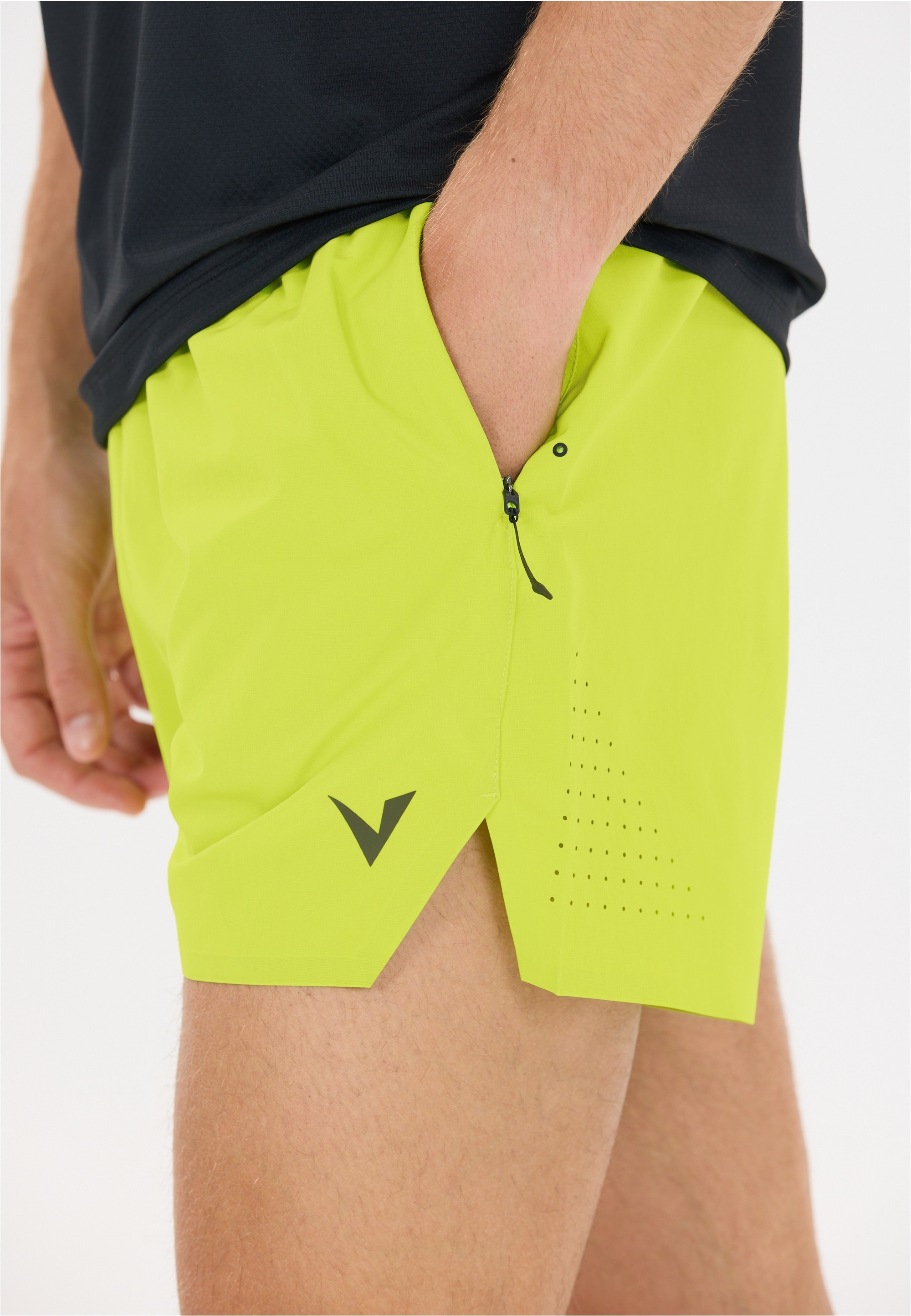 Virtus Shorts »Mack«  mit wasserabweisender Eigenschaft