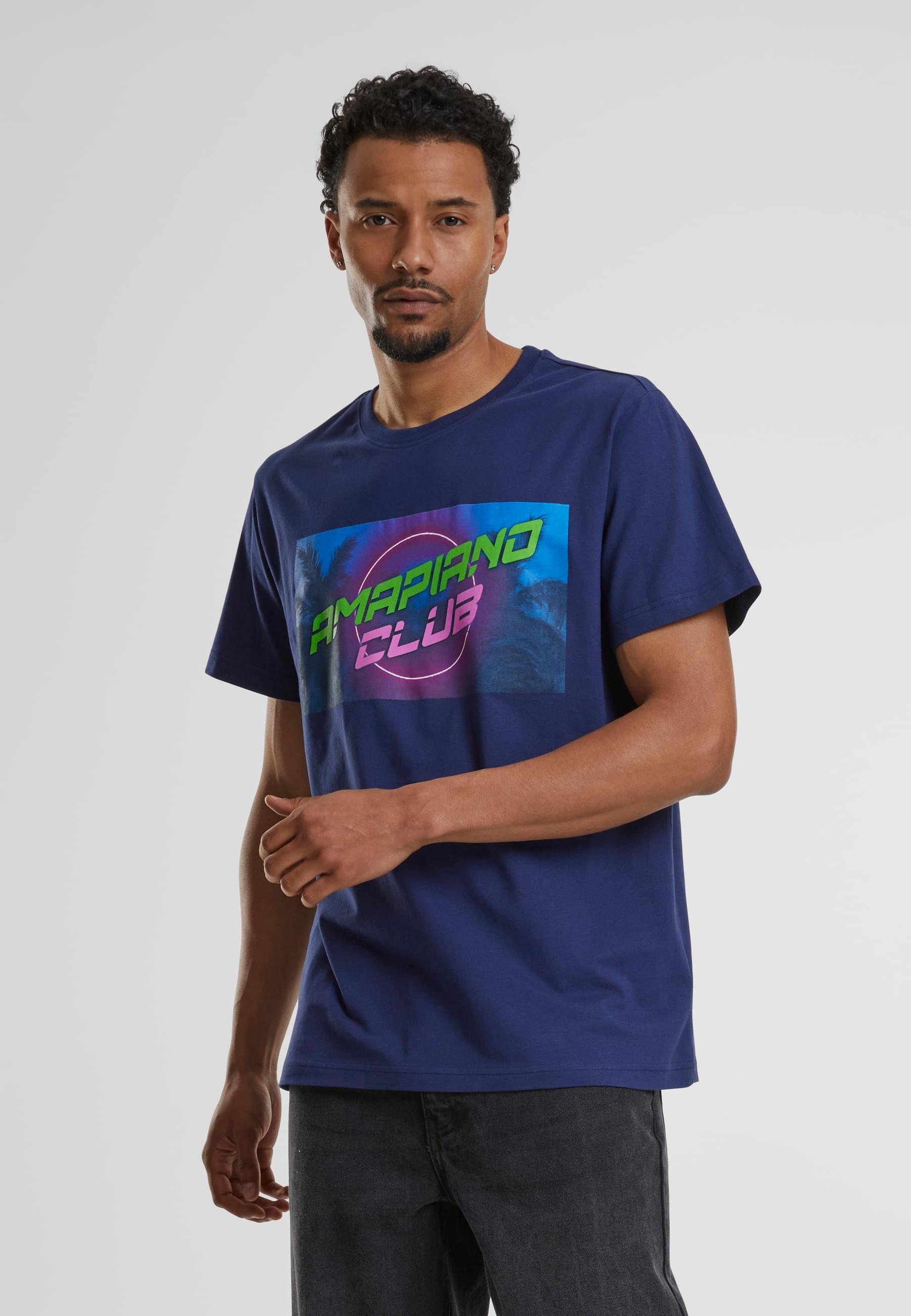 MisterTee T-Shirt »MisterTee Herren Amapiano Club Tee«, (1 tlg.)