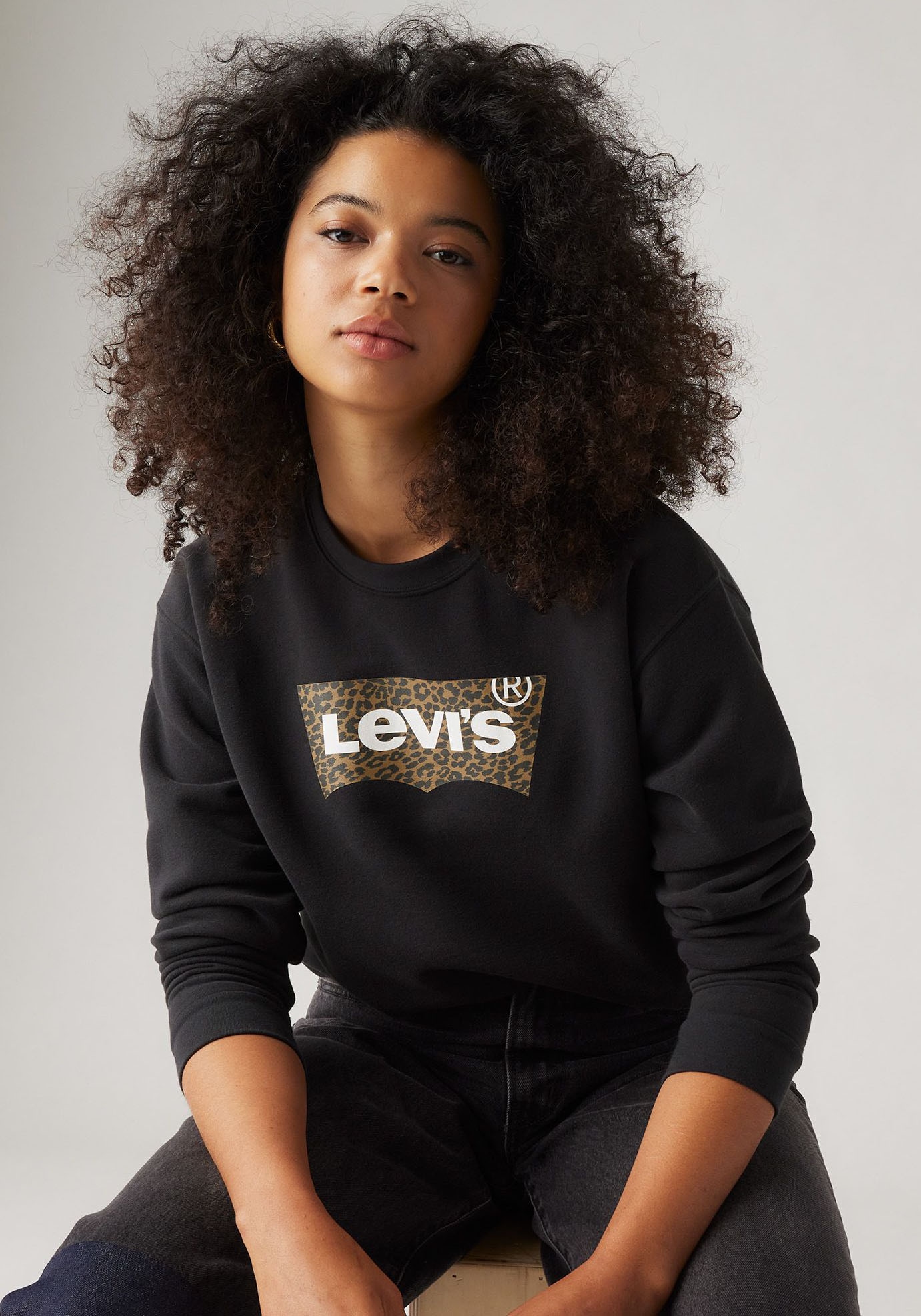 Levi's® Sweatshirt »GR EVERYDAY CREW«, mit Marken Print