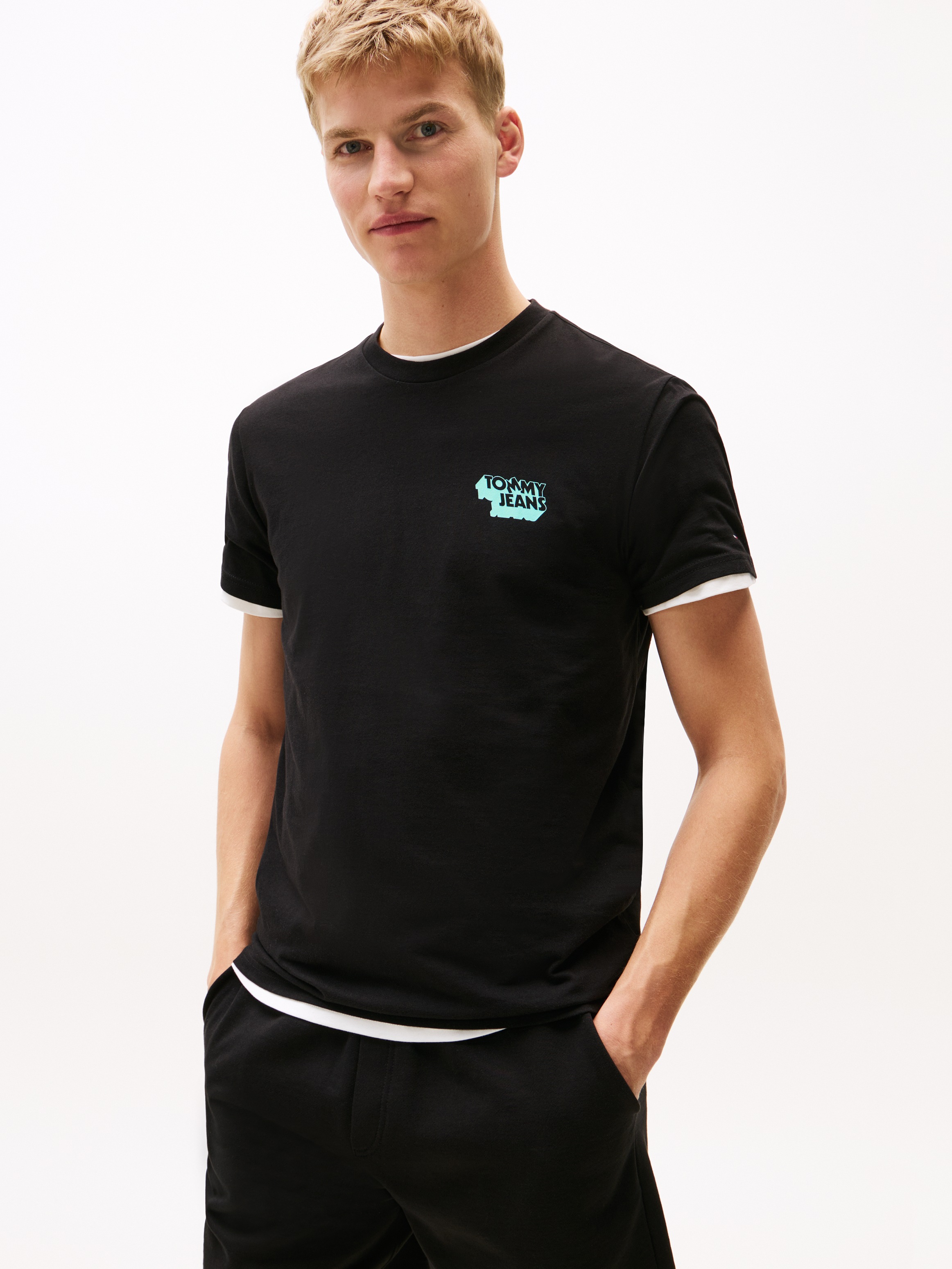 Tommy Jeans T-Shirt "TJM SLIM STACK LOGO TEE EXT", Mit Rundhalsausschnitt günstig online kaufen