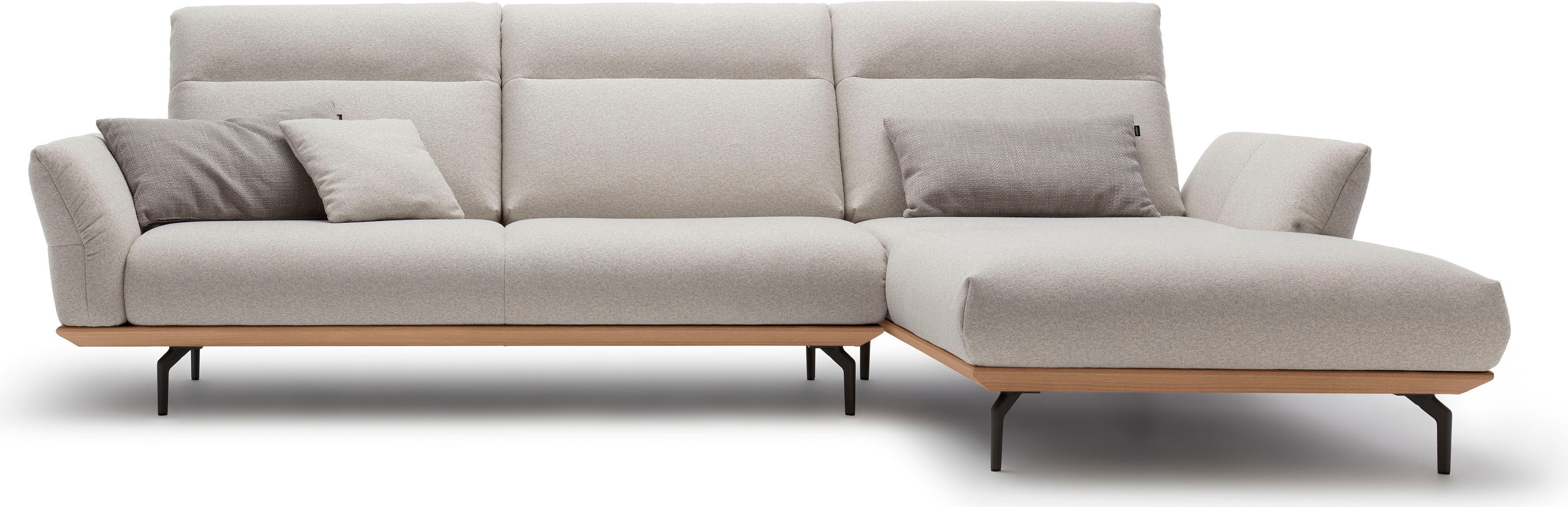 Creation BY ROLF BENZ Ecksofa "CR.460 Design-Sofa, verstellbare Rückenlehne, L-Form" Sockel in Eiche, Winkelfüße in Umbragrau, Breite 318 cm