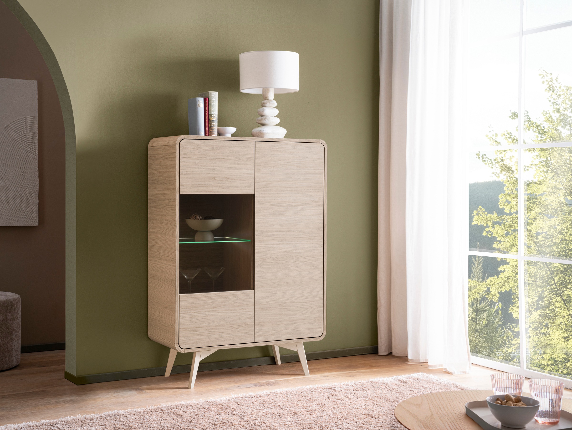 Home affaire Vitrine »Torsby, moderne Glasvitrine, Stauraumelement, Schrank« abgerundete Ecken, ausreichend Stauraum, vielseitig einsetzbar