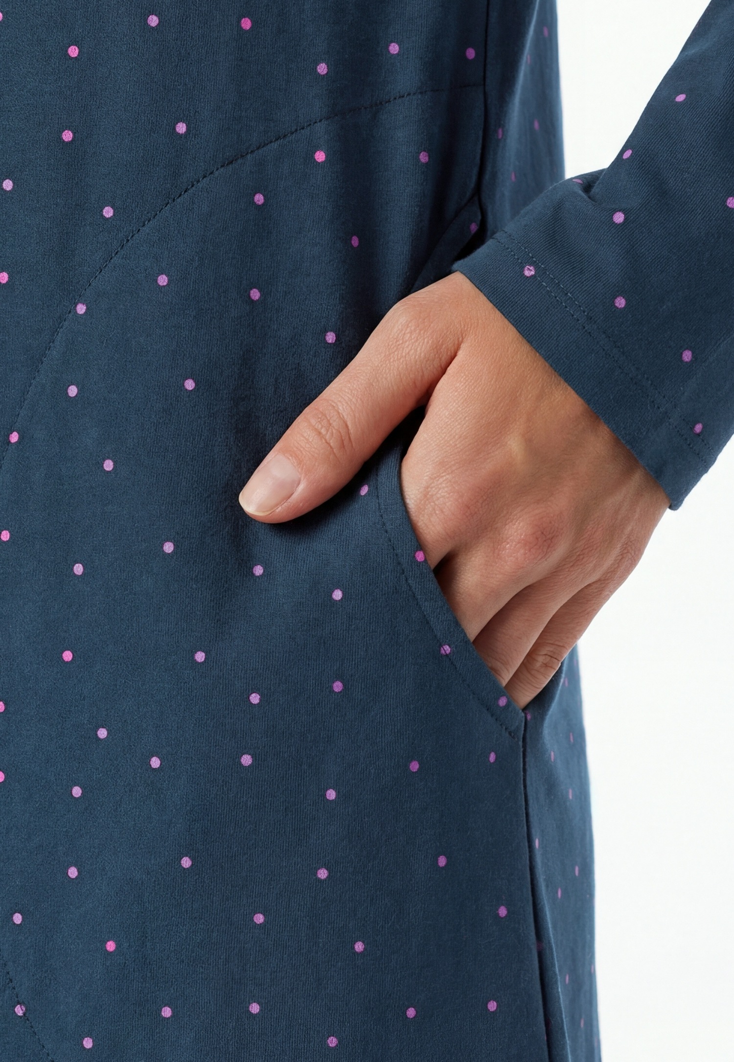 Schiesser Nachthemd »Casual Essentials« Seitennahttaschen mit langen Ärmeln, seitlichen Taschen, Baumwolle, Rundhalsausschnitt