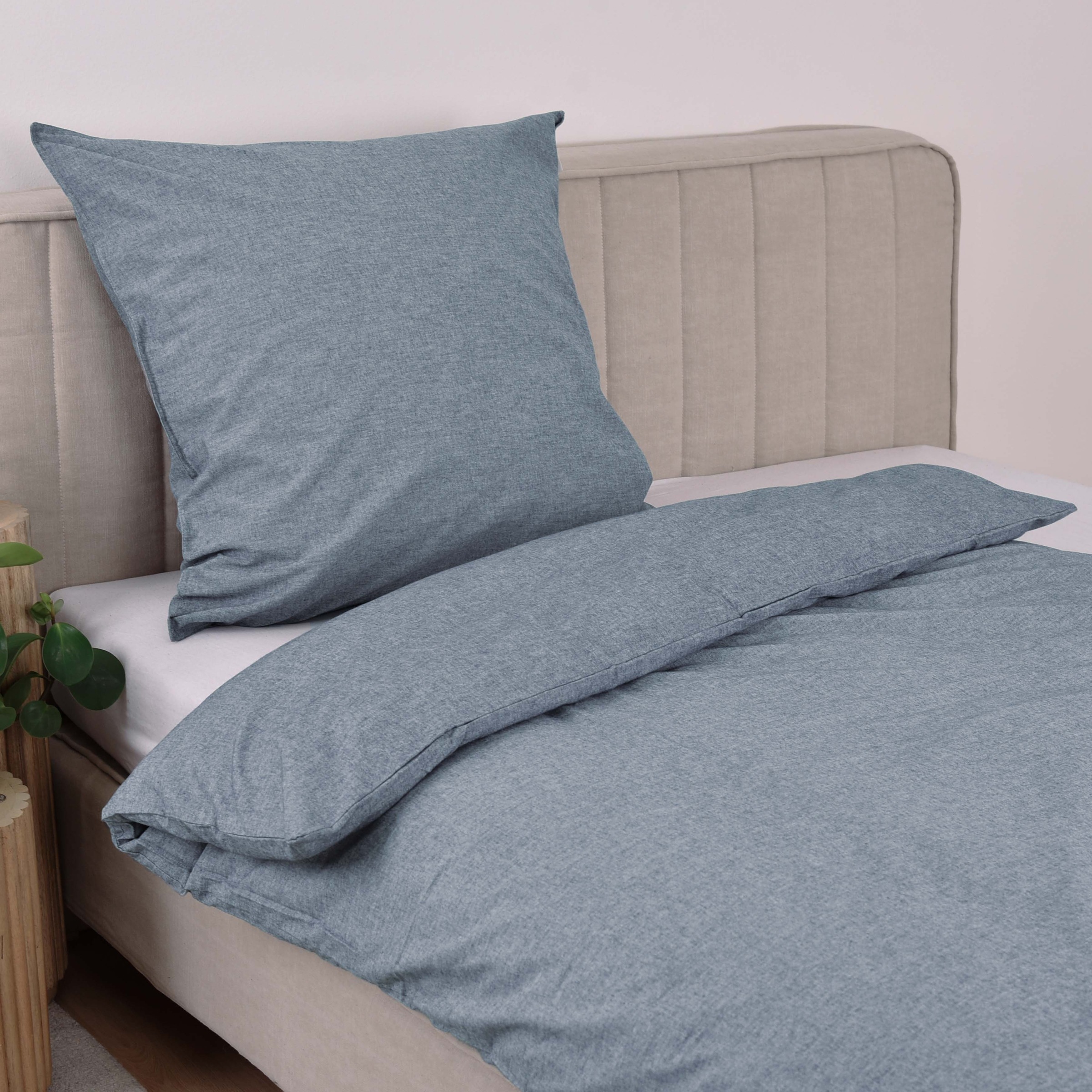 TOM TAILOR HOME Bettwäsche »WOVEN MELANGE in Gr. 135x200cm oder 155x220cm«, new bedroom, Doppelnaht am Kissen, gewebtes Label