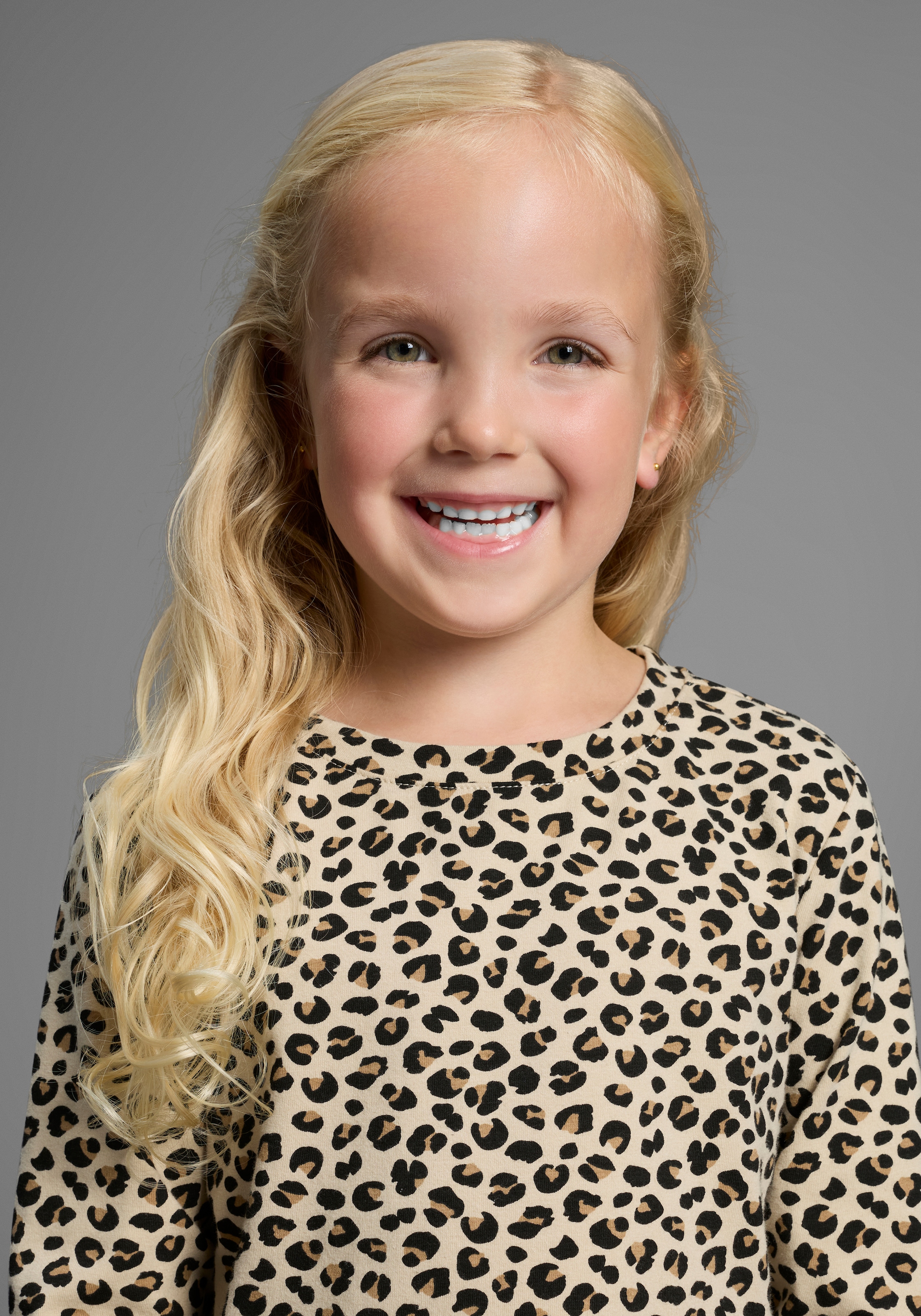 KIDSWORLD Langarmshirt »Shirt in Leo-Optik«, Modischer Animal-Print