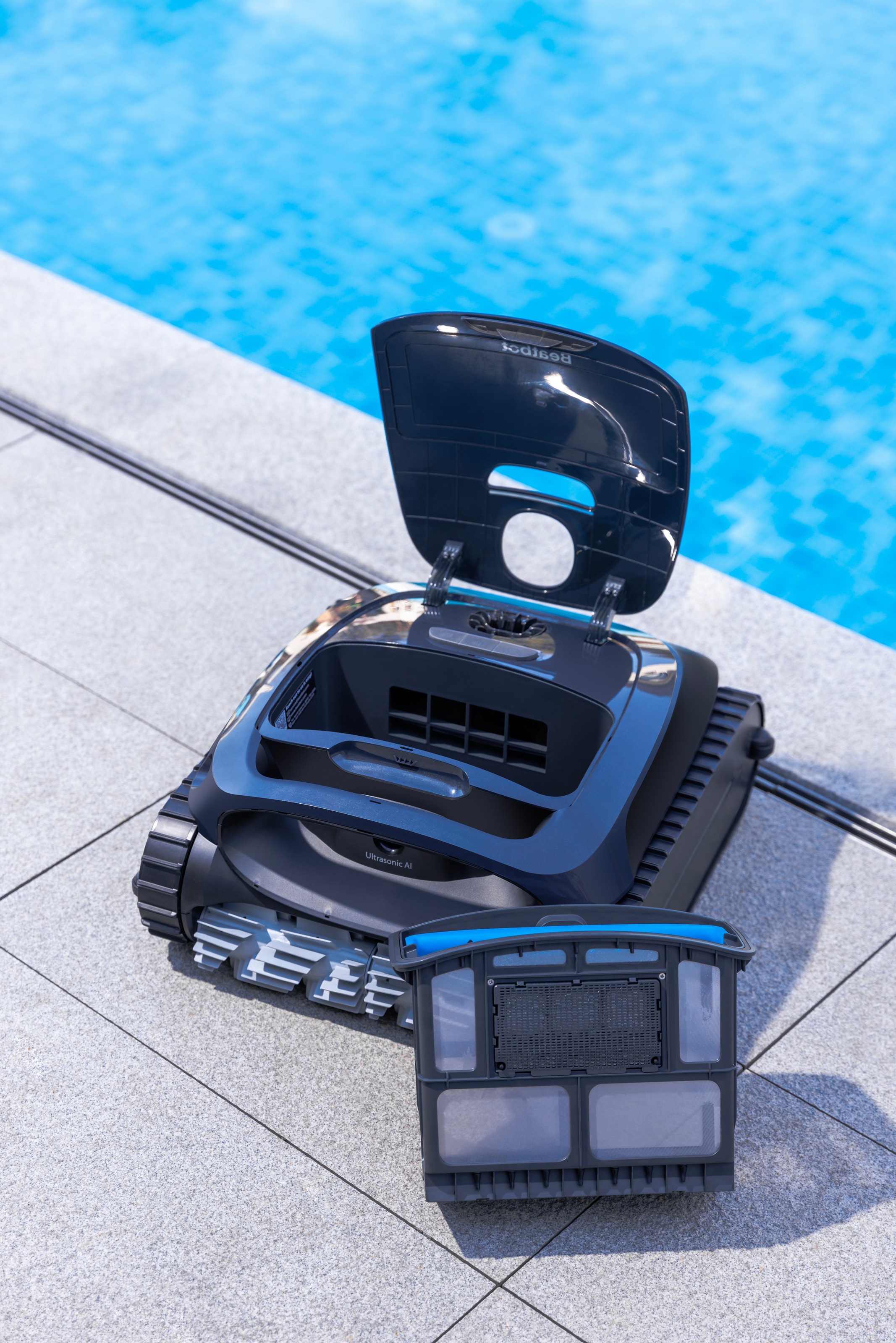 Beatbot Poolroboter »AquaSense 2« Der weltweit erste 3-in-1-Roboter-Poolreiniger
mit Parkfunktion