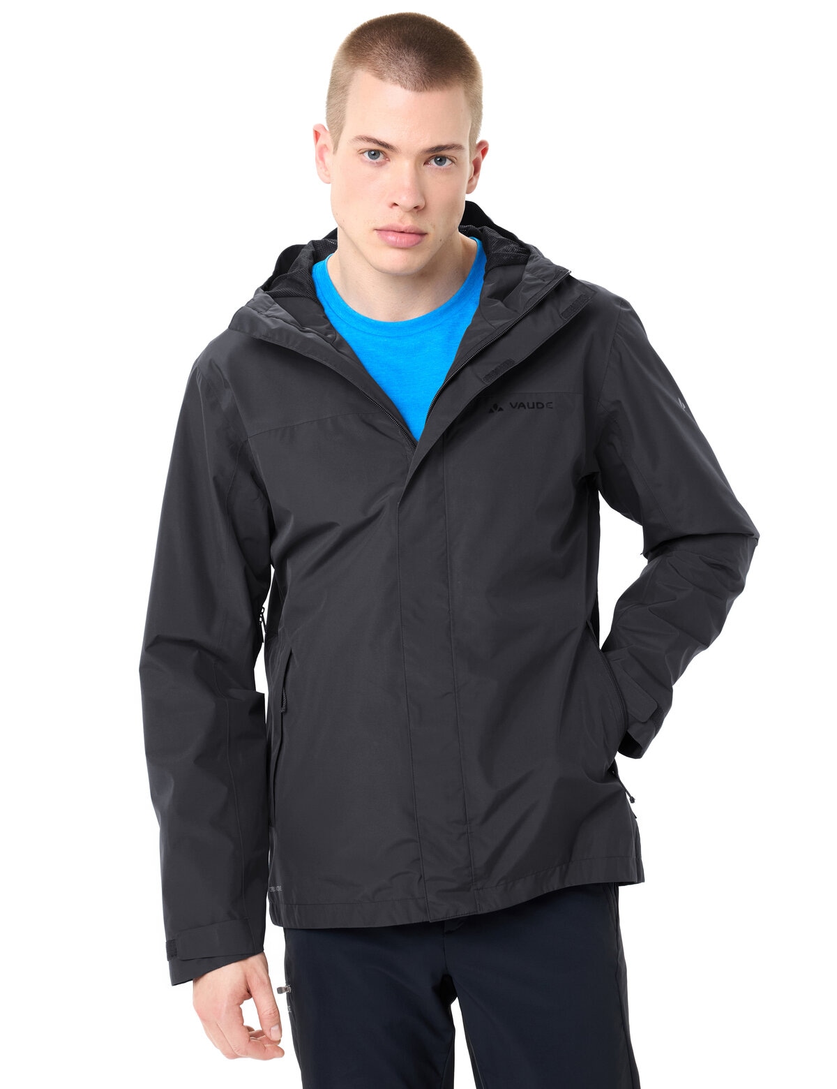 VAUDE Outdoorjacke "MENS STRATHCONA JACKET" mit Kapuze sportlicher Stil, winddicht, wasserdicht