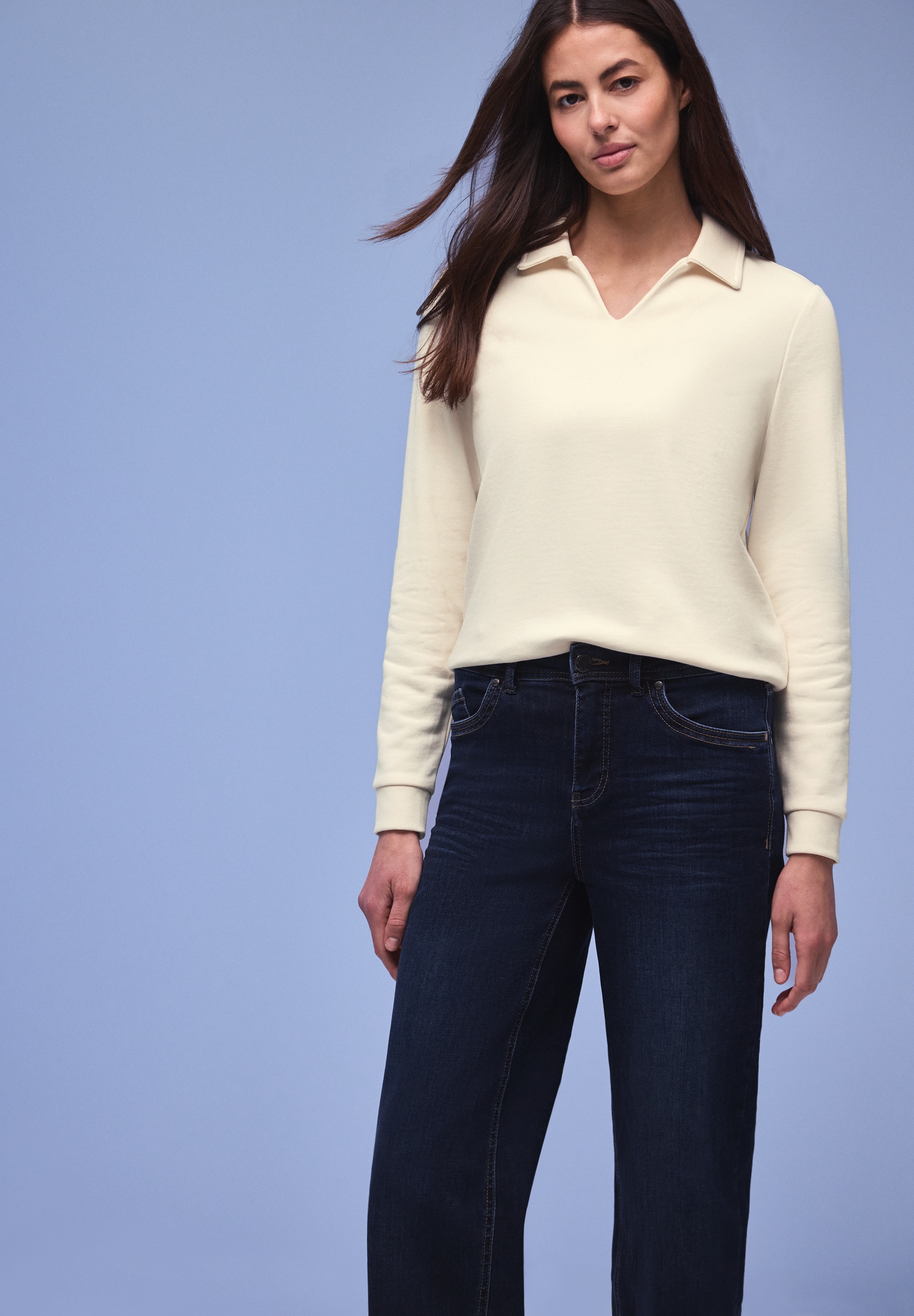 Sweatshirt STREET ONE, Damen, Gr. 38, soft beige, Sweatware, Obermaterial: 85% Baumwolle, 15% Polyester, unifarben, lässig geschnitten hüftbedeckend, V-Ausschnitt, Bündchen, Sweatshirts Sweatshirt, mit Hemdkragen